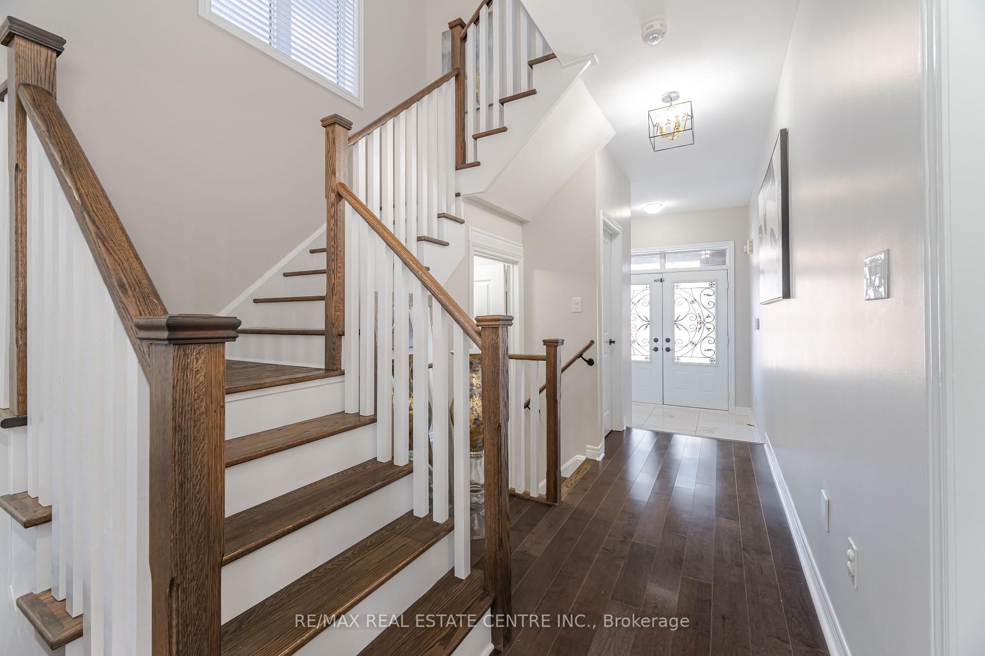Photo 19 of 94 Little Britain Crescent, Brampton, Bram West — HOMEH