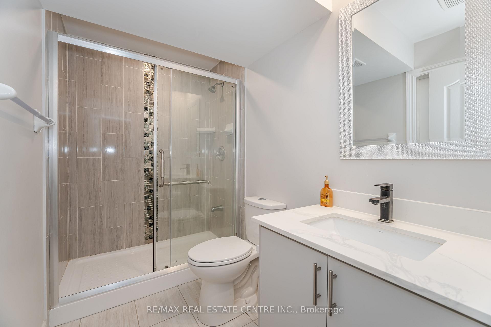 Photo 36 of 94 Little Britain Crescent, Brampton, Bram West — HOMEH