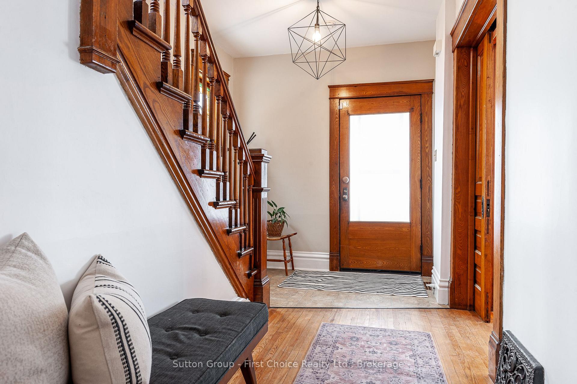 Photo 4 of 90 St George Street, Kitchener — HOMEH