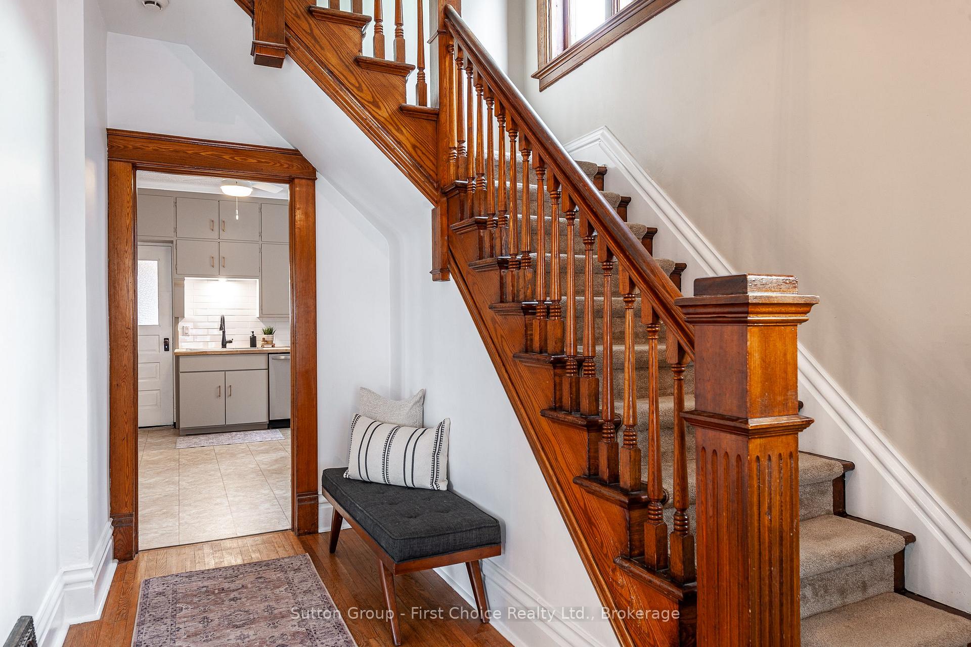 Photo 5 of 90 St George Street, Kitchener — HOMEH