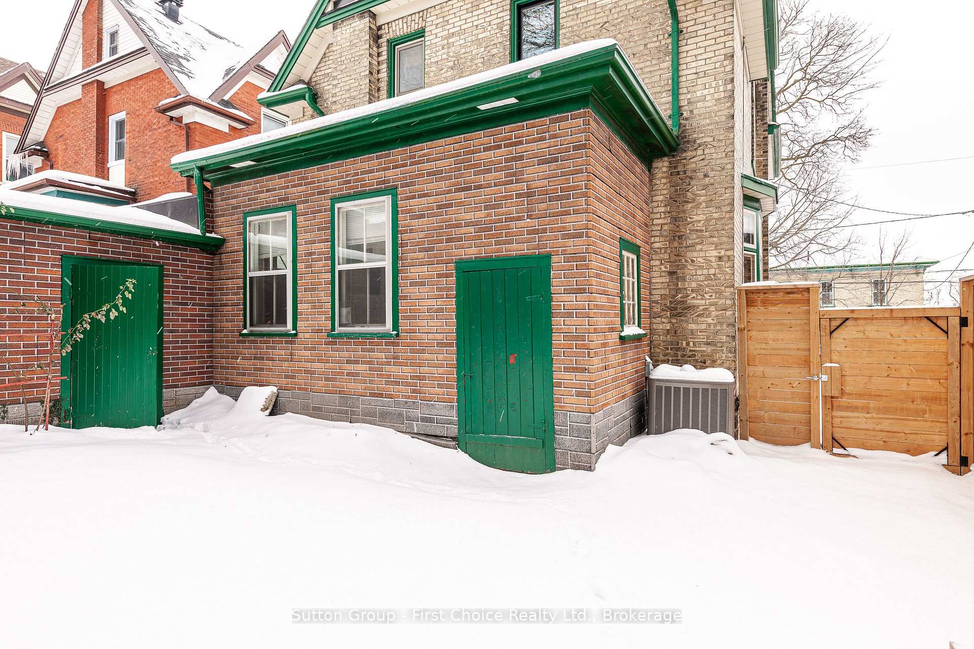 Photo 28 of 90 St George Street, Kitchener — HOMEH