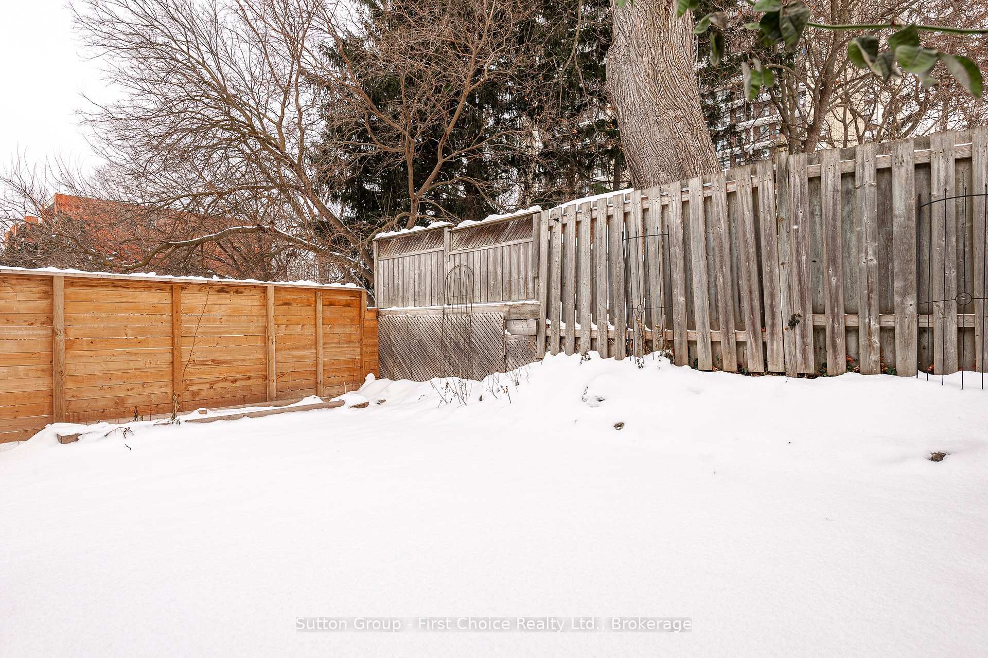 Photo 30 of 90 St George Street, Kitchener — HOMEH