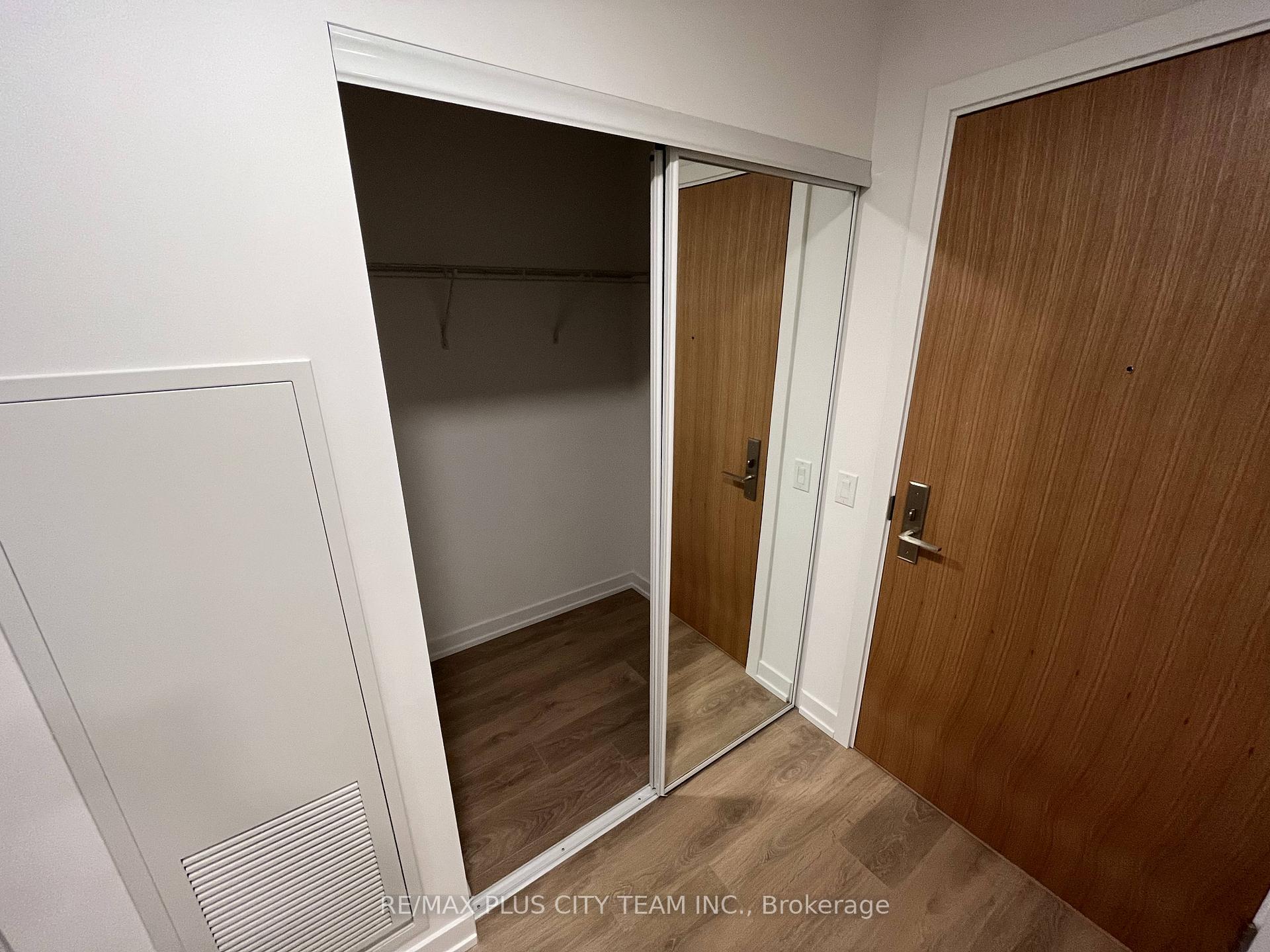 Photo 8 of Unit 410, 150 Logan Avenue, Toronto, South Riverdale — HOMEH