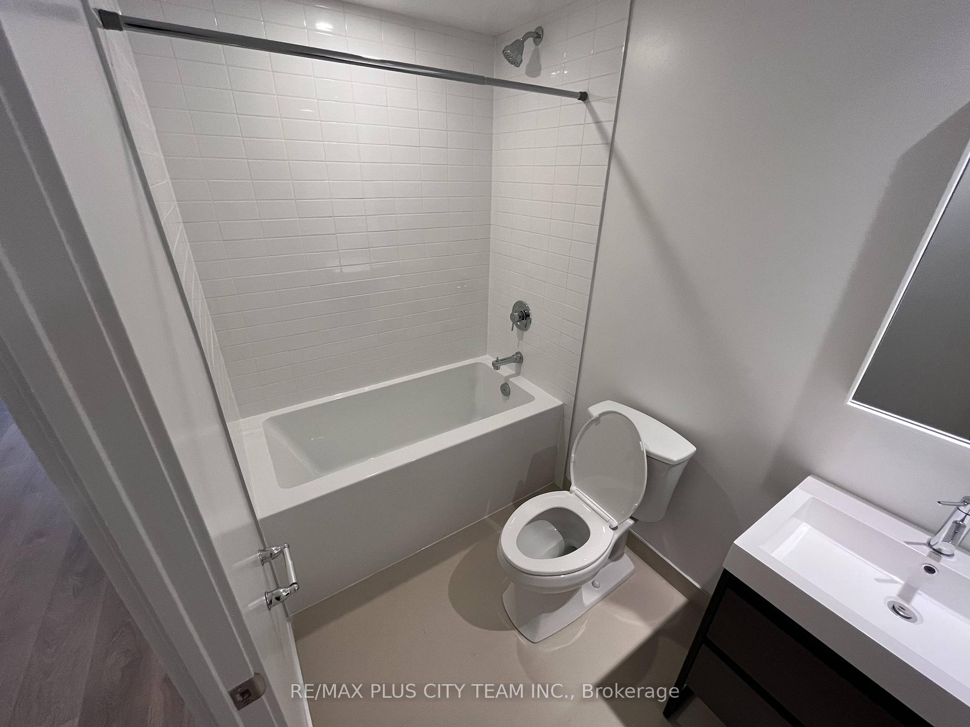 Photo 17 of Unit 410, 150 Logan Avenue, Toronto, South Riverdale — HOMEH