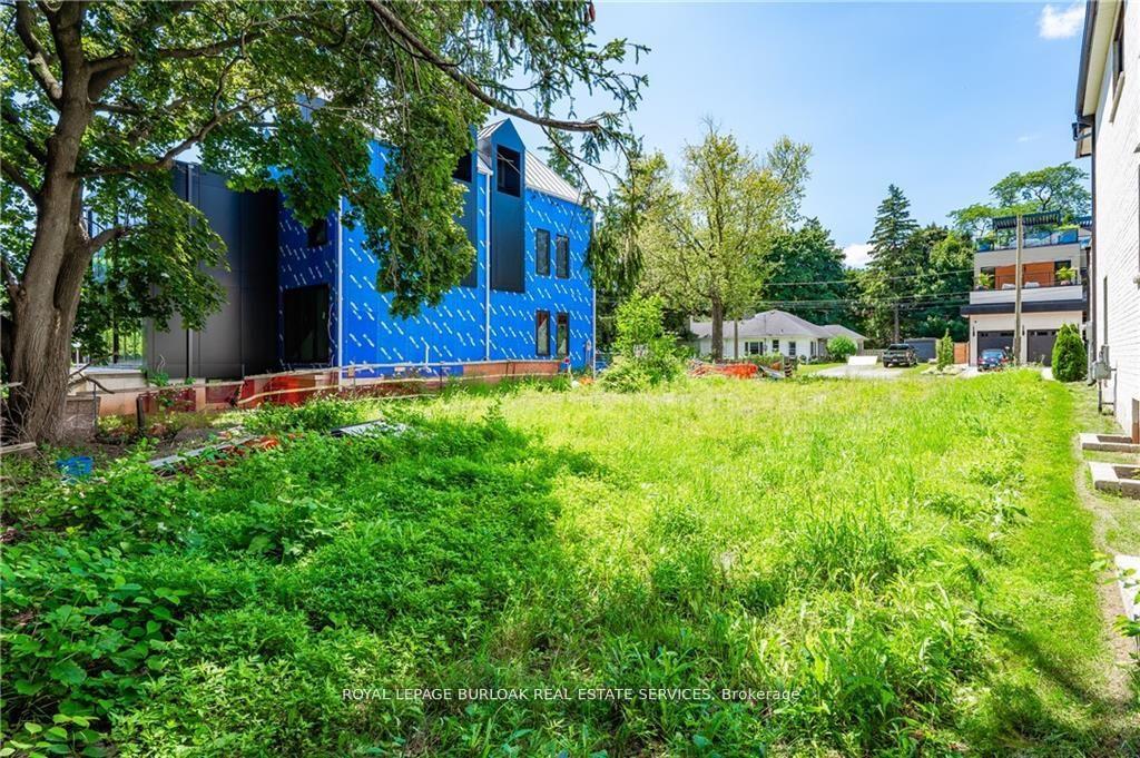 Photo 15 of 235 Green Street, Burlington, Brant — HOMEH