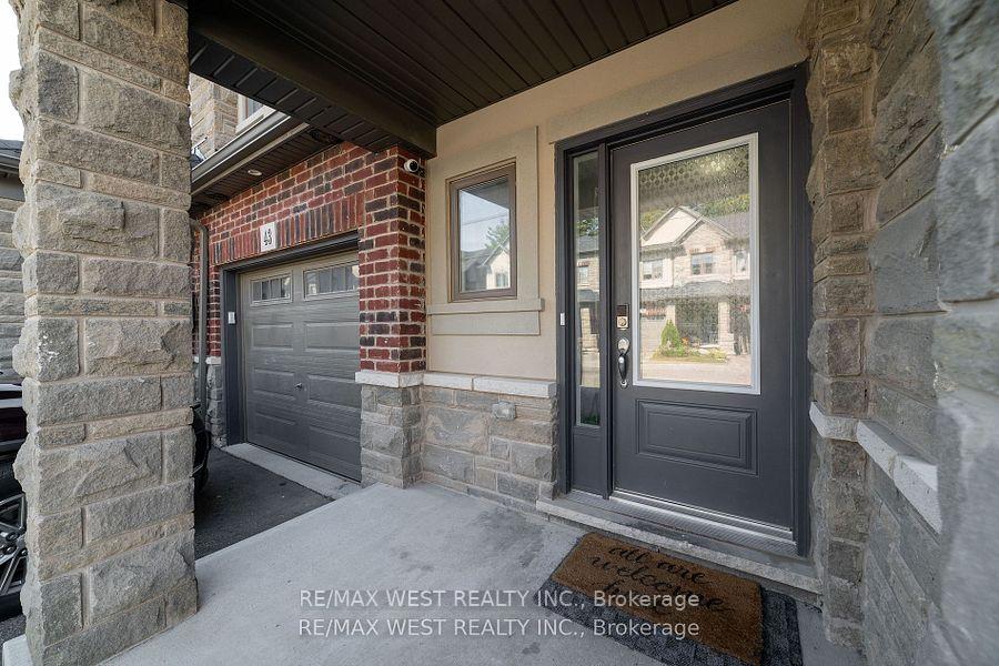 Photo 10 of Unit 44, 324 Equestrian(Basement) Way, Cambridge, Hagey — HOMEH