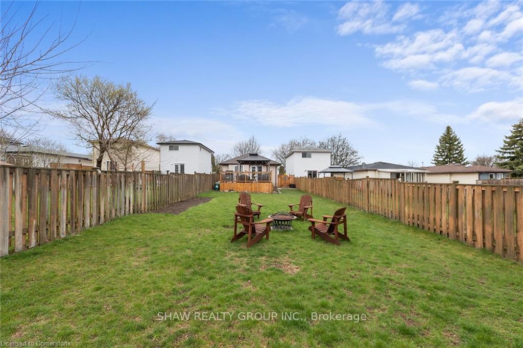 Photo 33 of 156 Carter Crescent, Cambridge — HOMEH