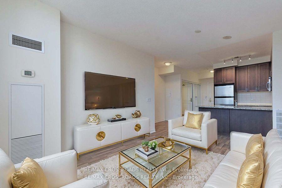 Photo 3 of Unit 302, 9245 Jane Street, Vaughan, Maple — HOMEH