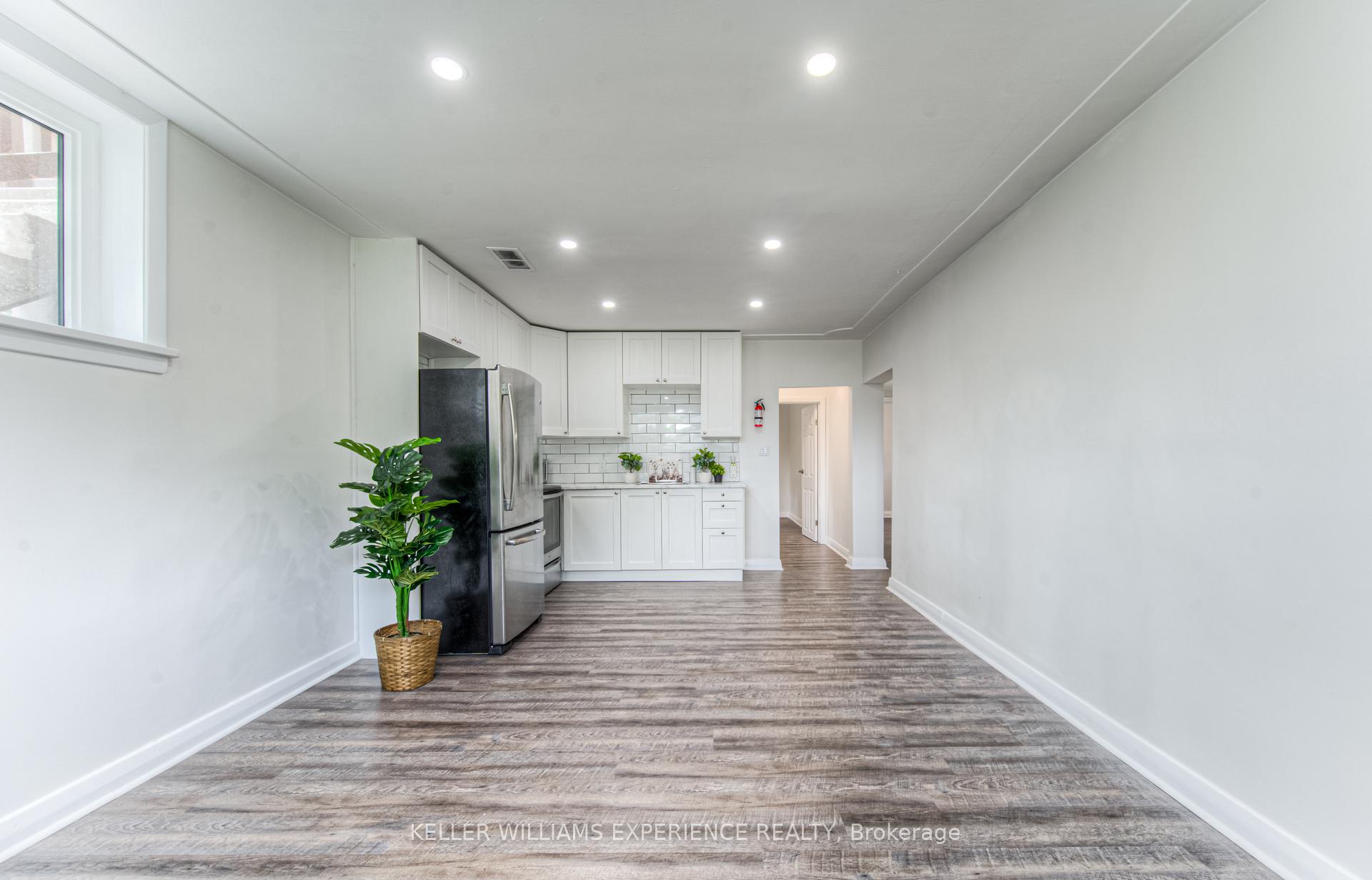 Photo 6 of Unit 1, 55 Meinzinger Avenue, Kitchener — HOMEH