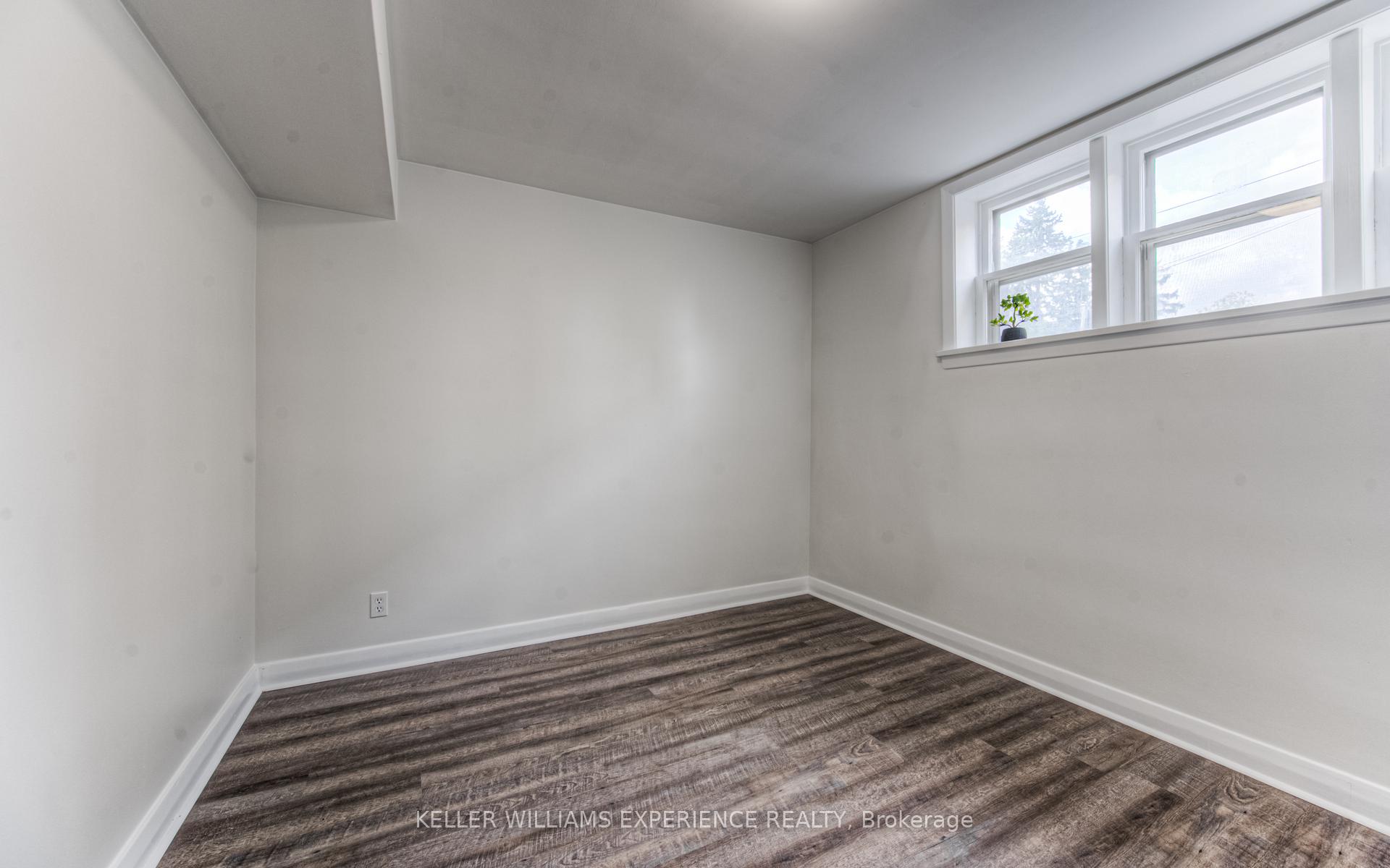 Photo 10 of Unit 1, 55 Meinzinger Avenue, Kitchener — HOMEH