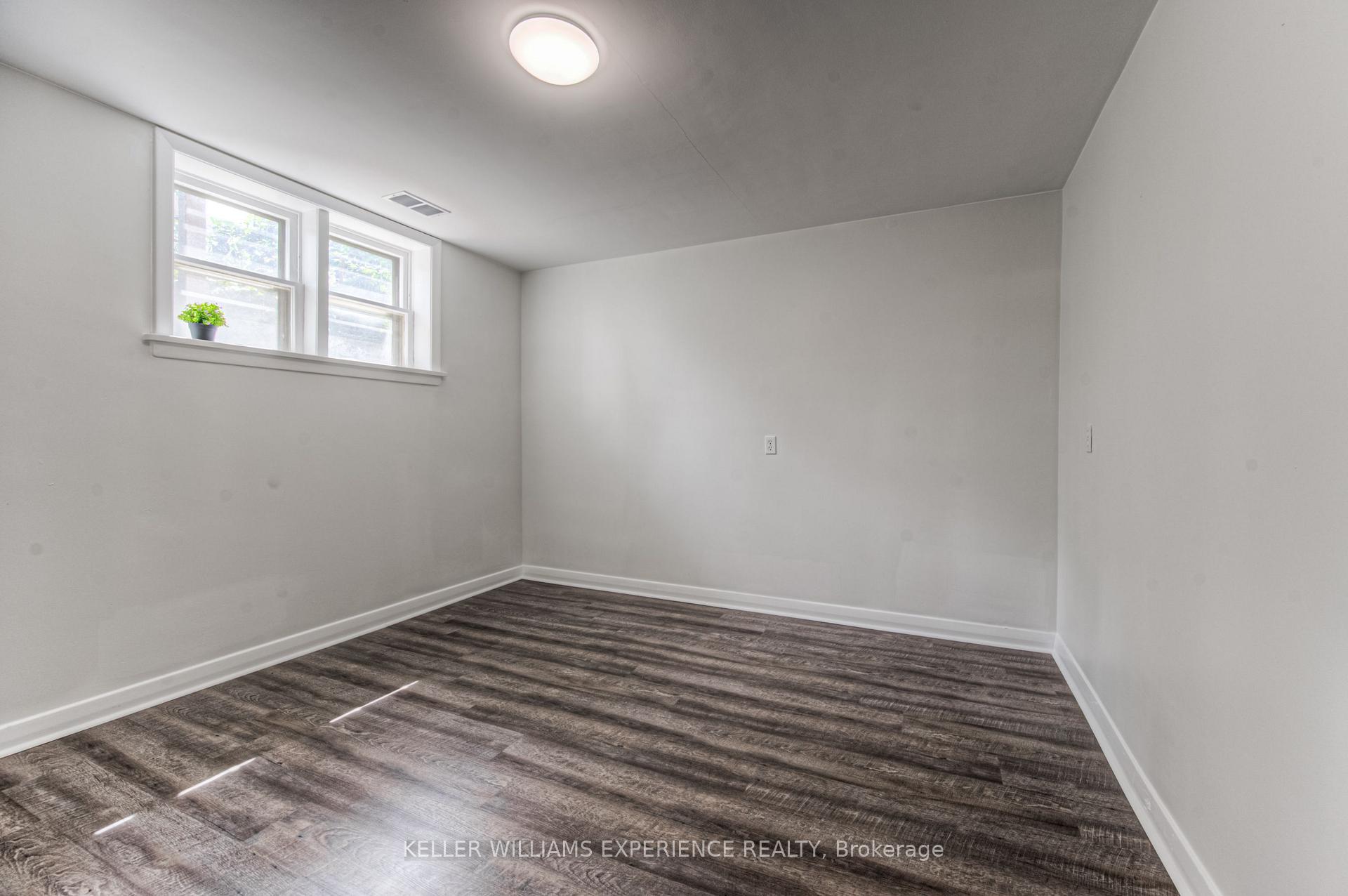 Photo 11 of Unit 1, 55 Meinzinger Avenue, Kitchener — HOMEH