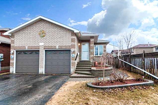 Photo 1 of 107 Holly Meadow Road, Barrie, Holly — HOMEH