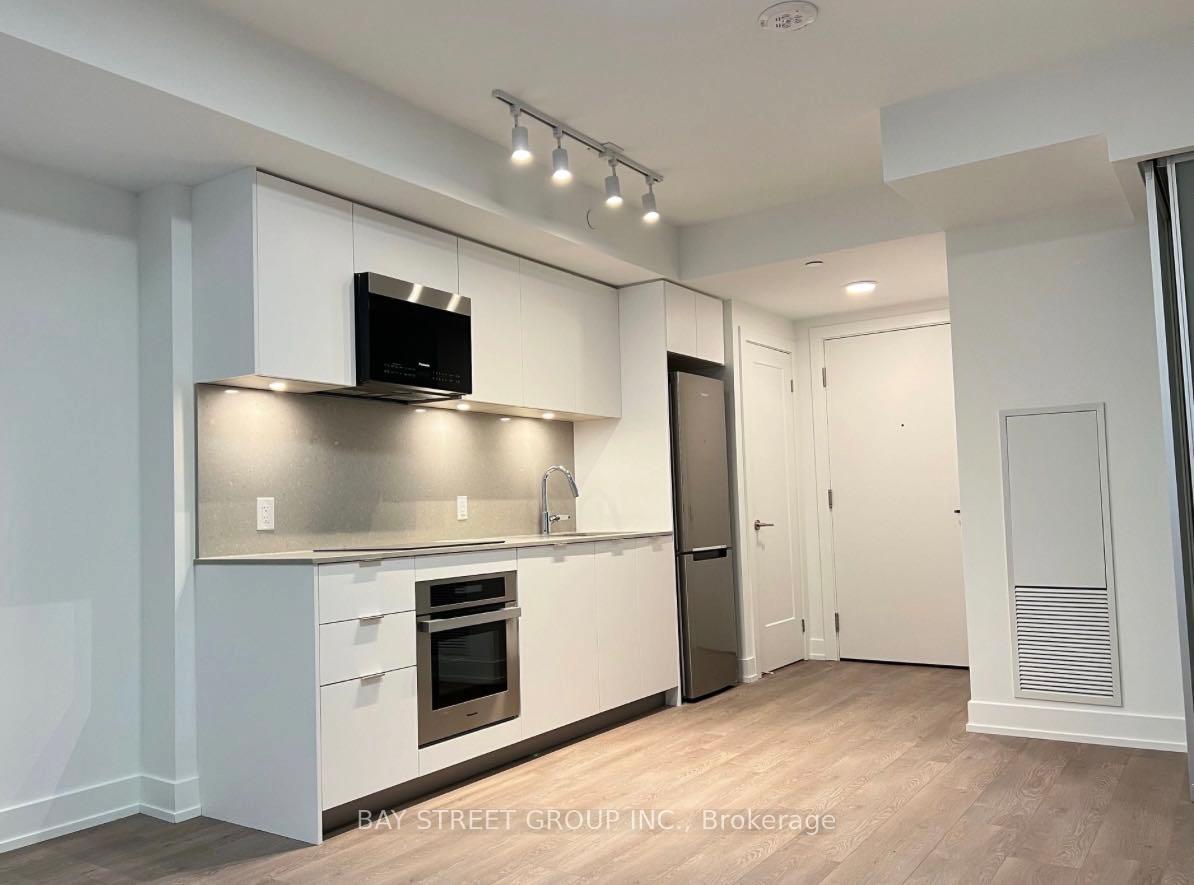 Photo 3 of Unit 903, 9 Clegg Street, Markham, Unionville — HOMEH