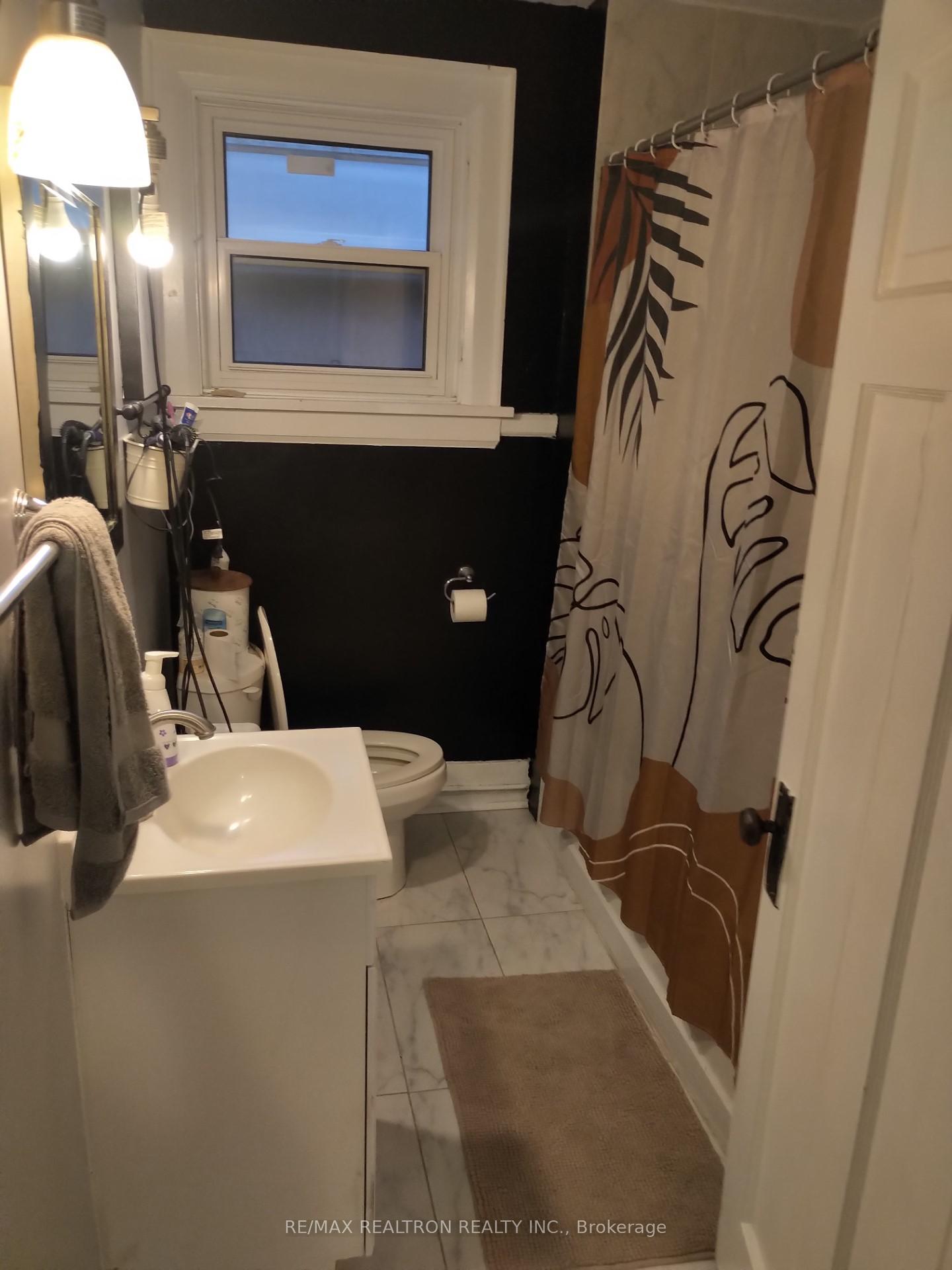 Photo 9 of Unit 5, 277 William Street E, Oshawa, O'Neill — HOMEH