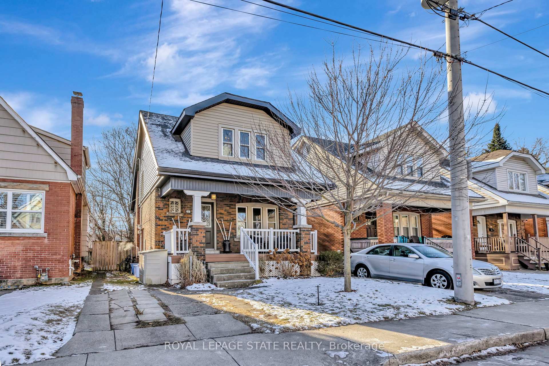 Photo 2 of 131 Arkell Street, Hamilton, Westdale — HOMEH