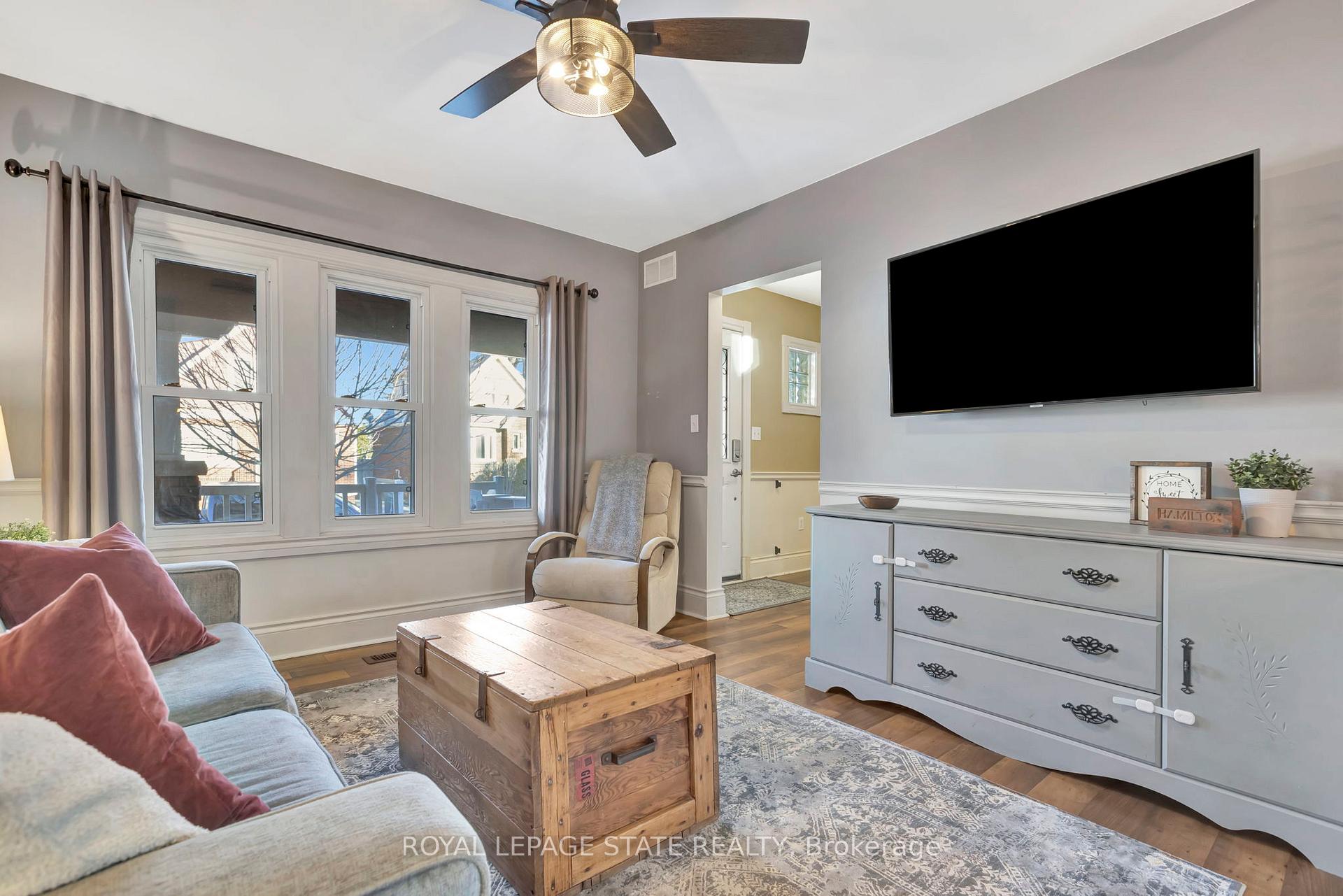 Photo 5 of 131 Arkell Street, Hamilton, Westdale — HOMEH