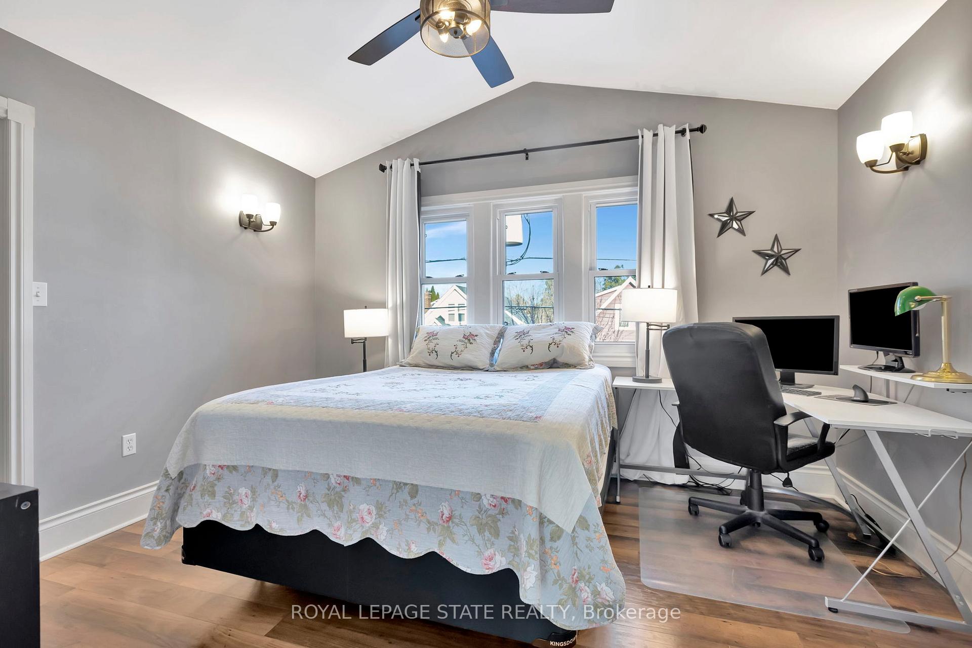 Photo 13 of 131 Arkell Street, Hamilton, Westdale — HOMEH