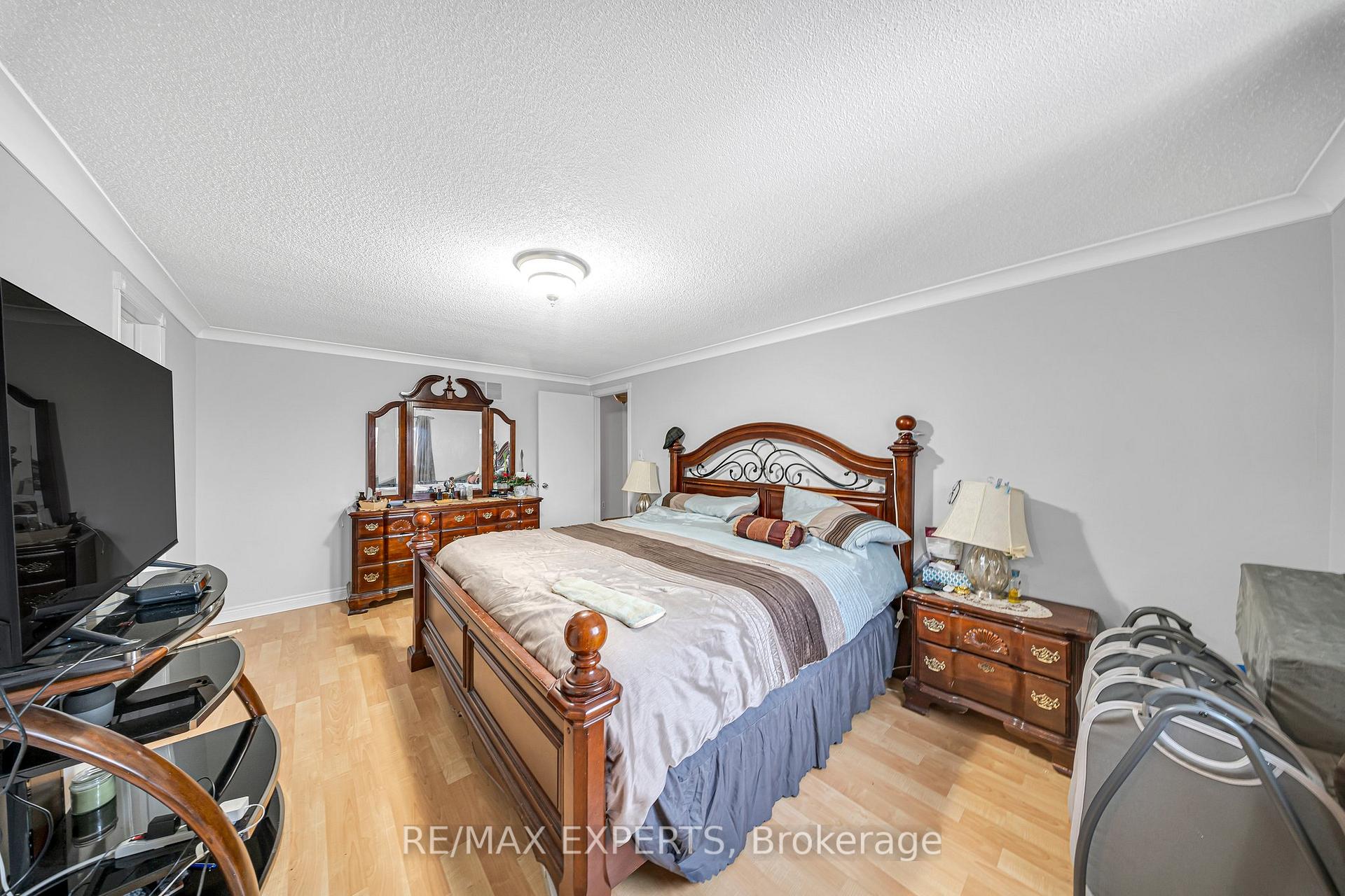 Photo 22 of 68 Wicks Drive, Ajax, Central East — HOMEH