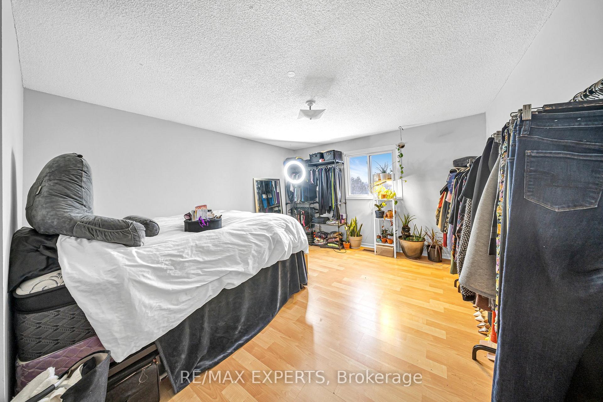 Photo 26 of 68 Wicks Drive, Ajax, Central East — HOMEH