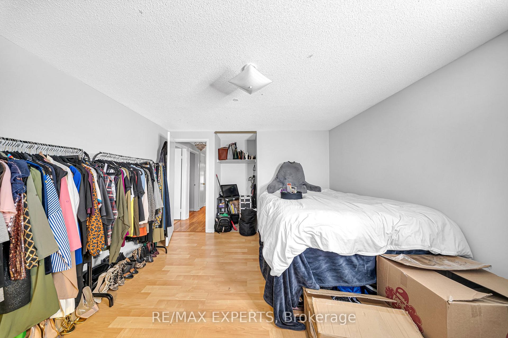 Photo 27 of 68 Wicks Drive, Ajax, Central East — HOMEH