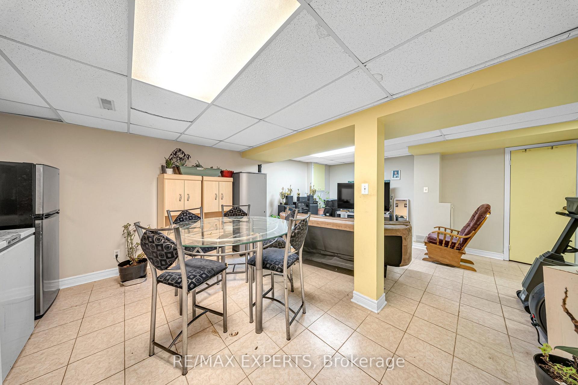 Photo 30 of 68 Wicks Drive, Ajax, Central East — HOMEH