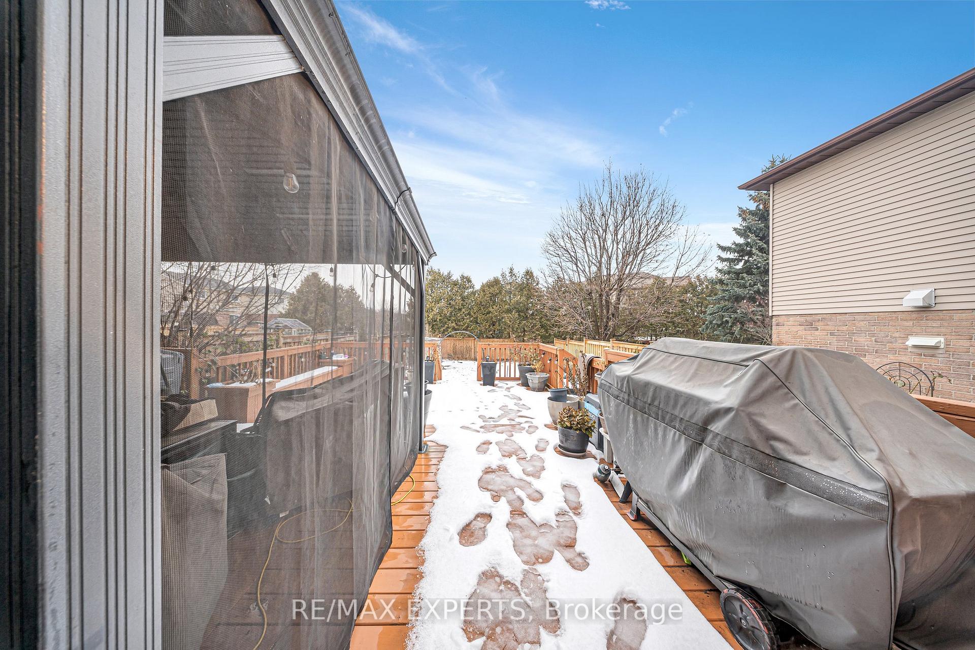 Photo 32 of 68 Wicks Drive, Ajax, Central East — HOMEH