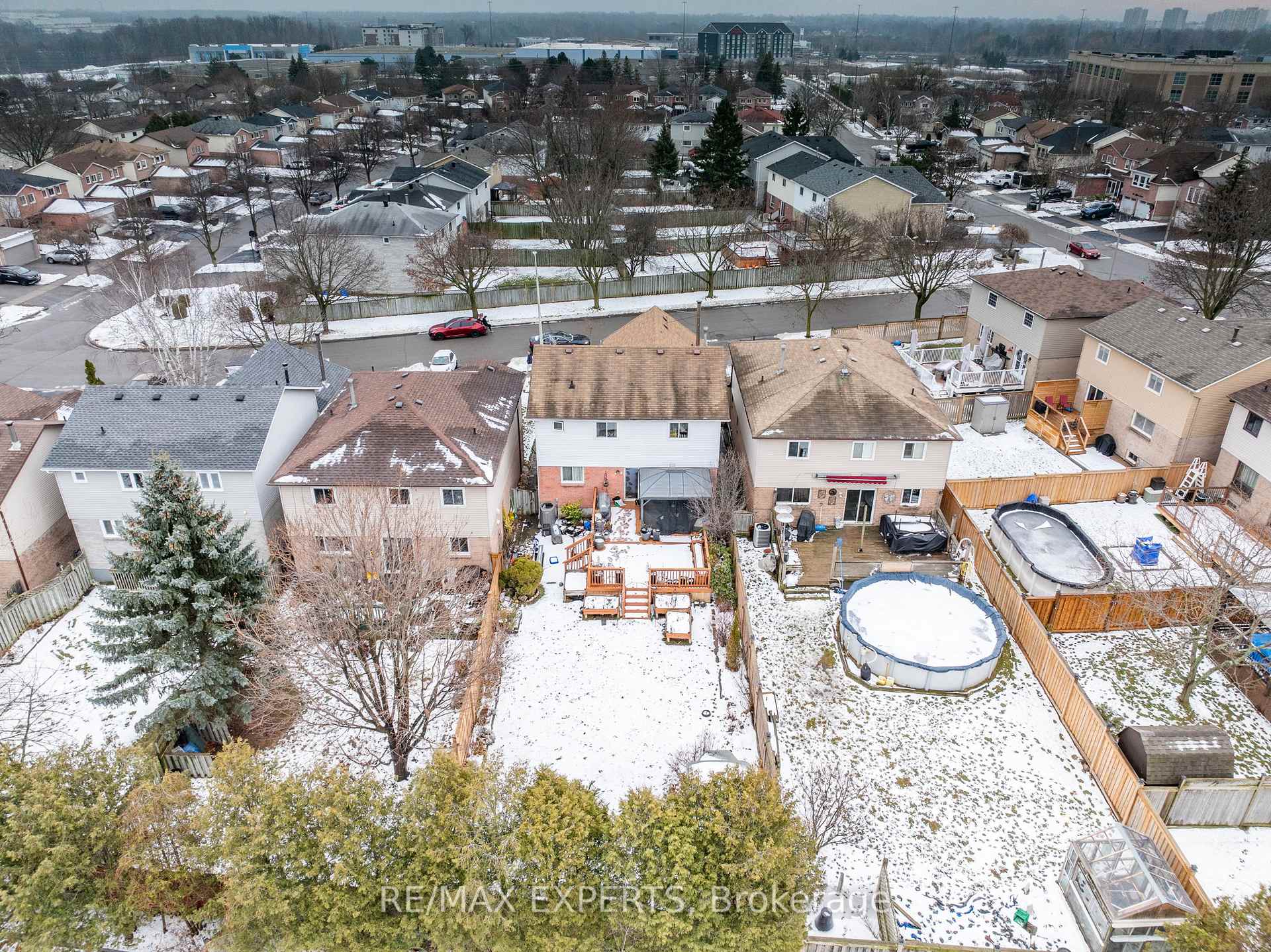 Photo 33 of 68 Wicks Drive, Ajax, Central East — HOMEH