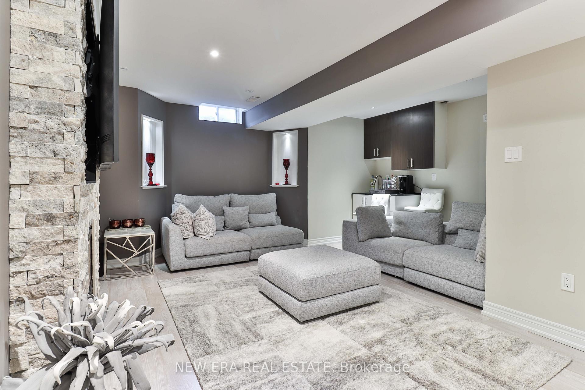 Photo 20 of 5 Sibella Way, Vaughan, Vellore Village — HOMEH