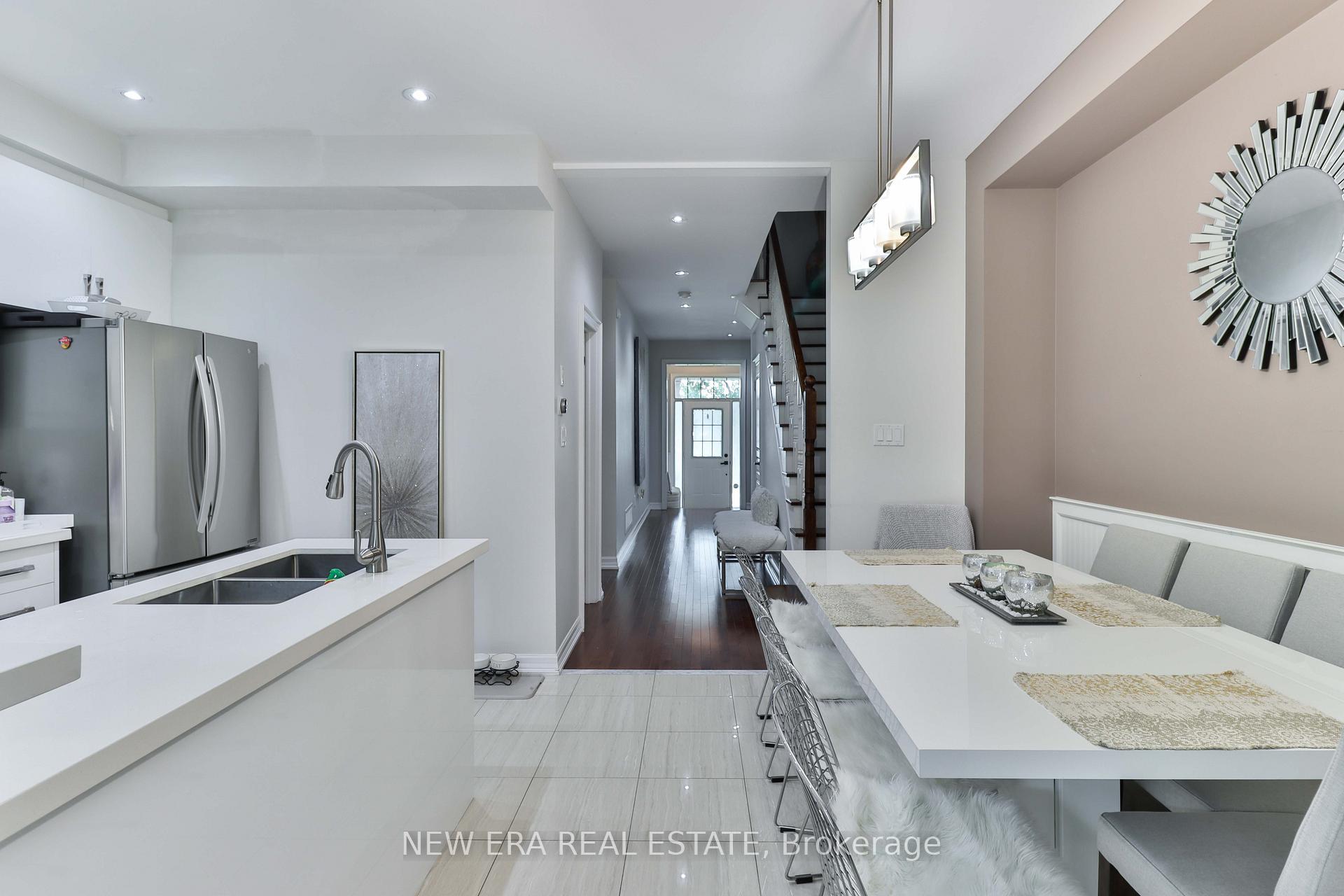Photo 28 of 5 Sibella Way, Vaughan, Vellore Village — HOMEH