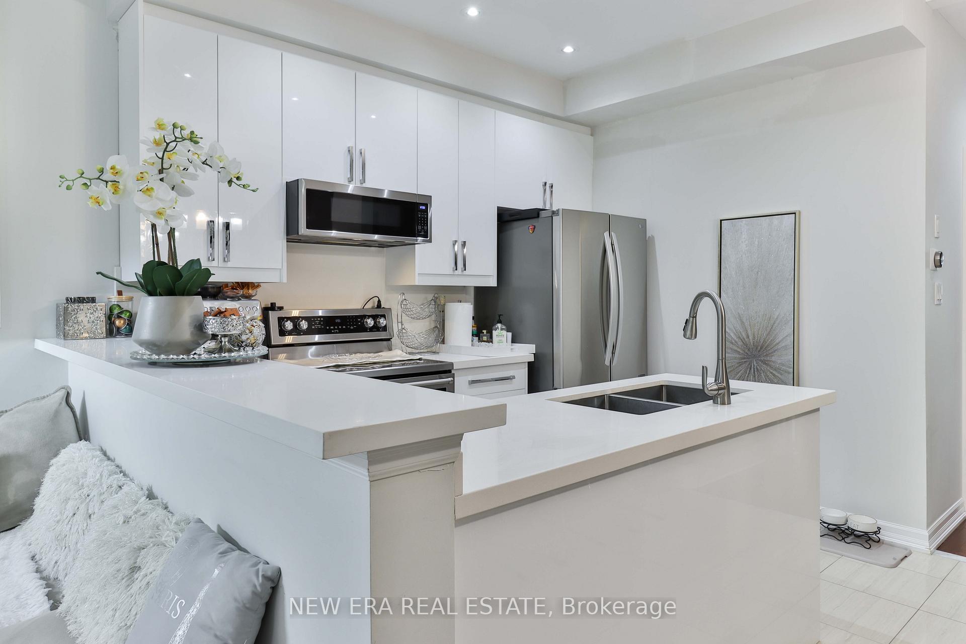 Photo 31 of 5 Sibella Way, Vaughan, Vellore Village — HOMEH