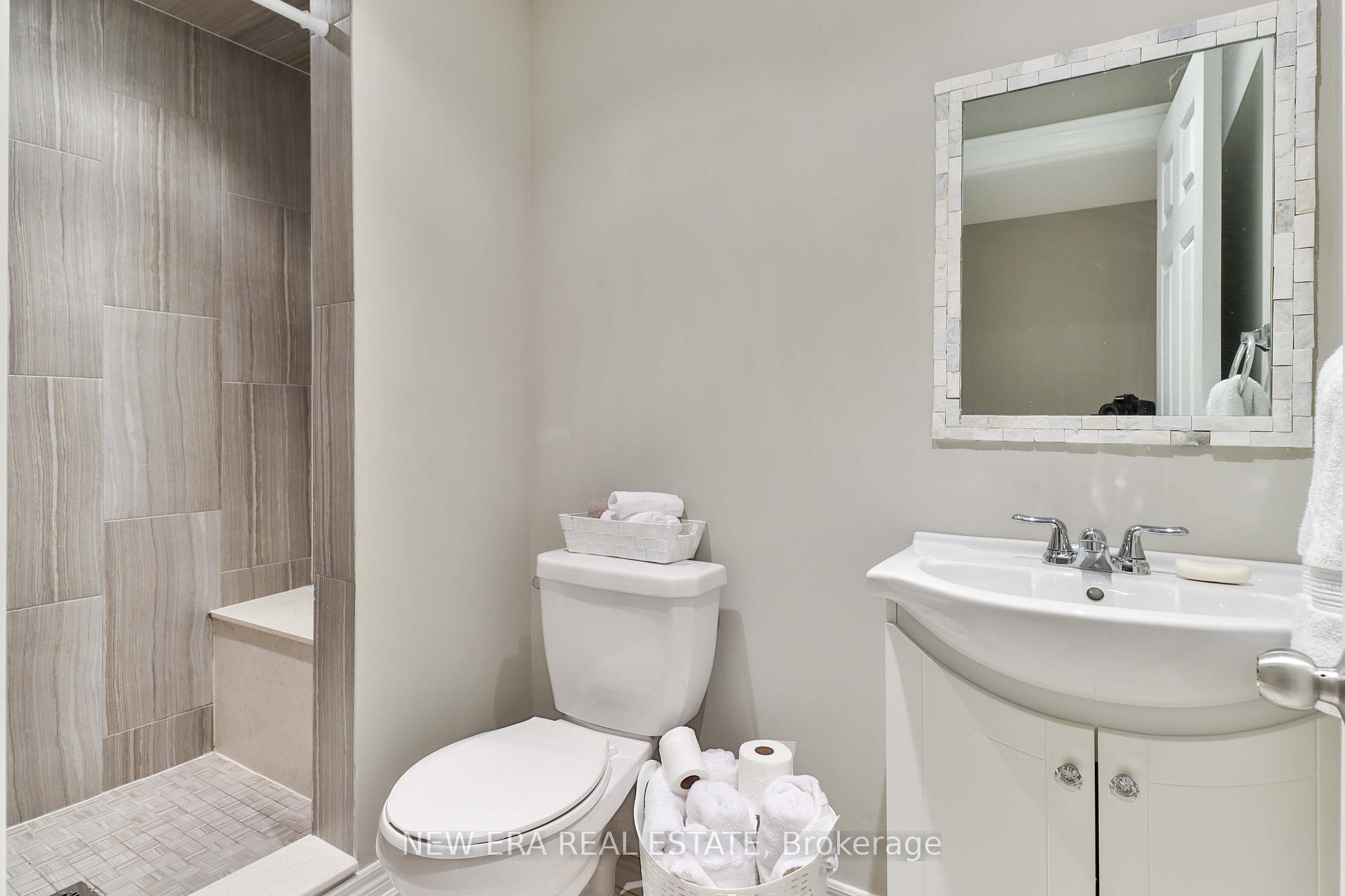 Photo 38 of 5 Sibella Way, Vaughan, Vellore Village — HOMEH