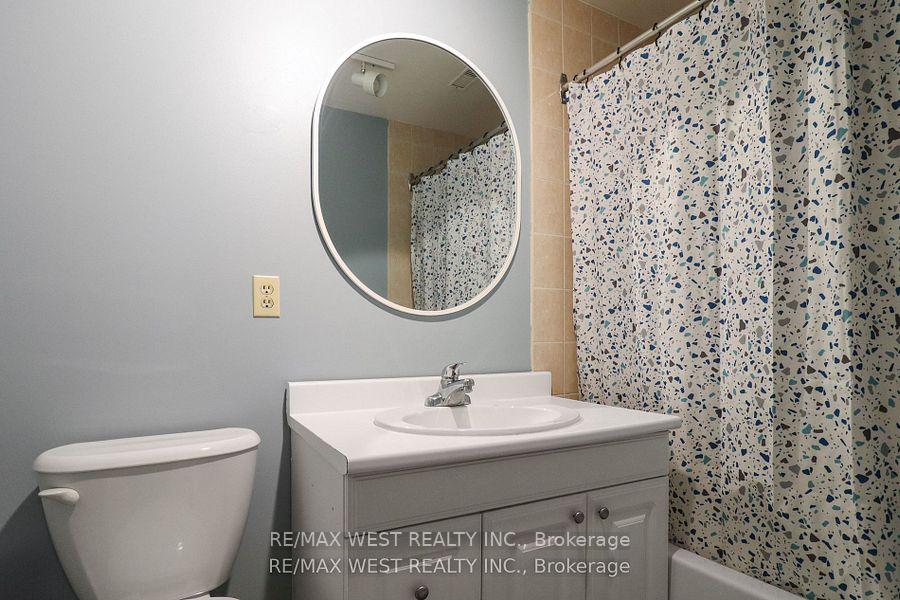 Photo 24 of 19 Radenhurst Crescent, Barrie, Grove East — HOMEH