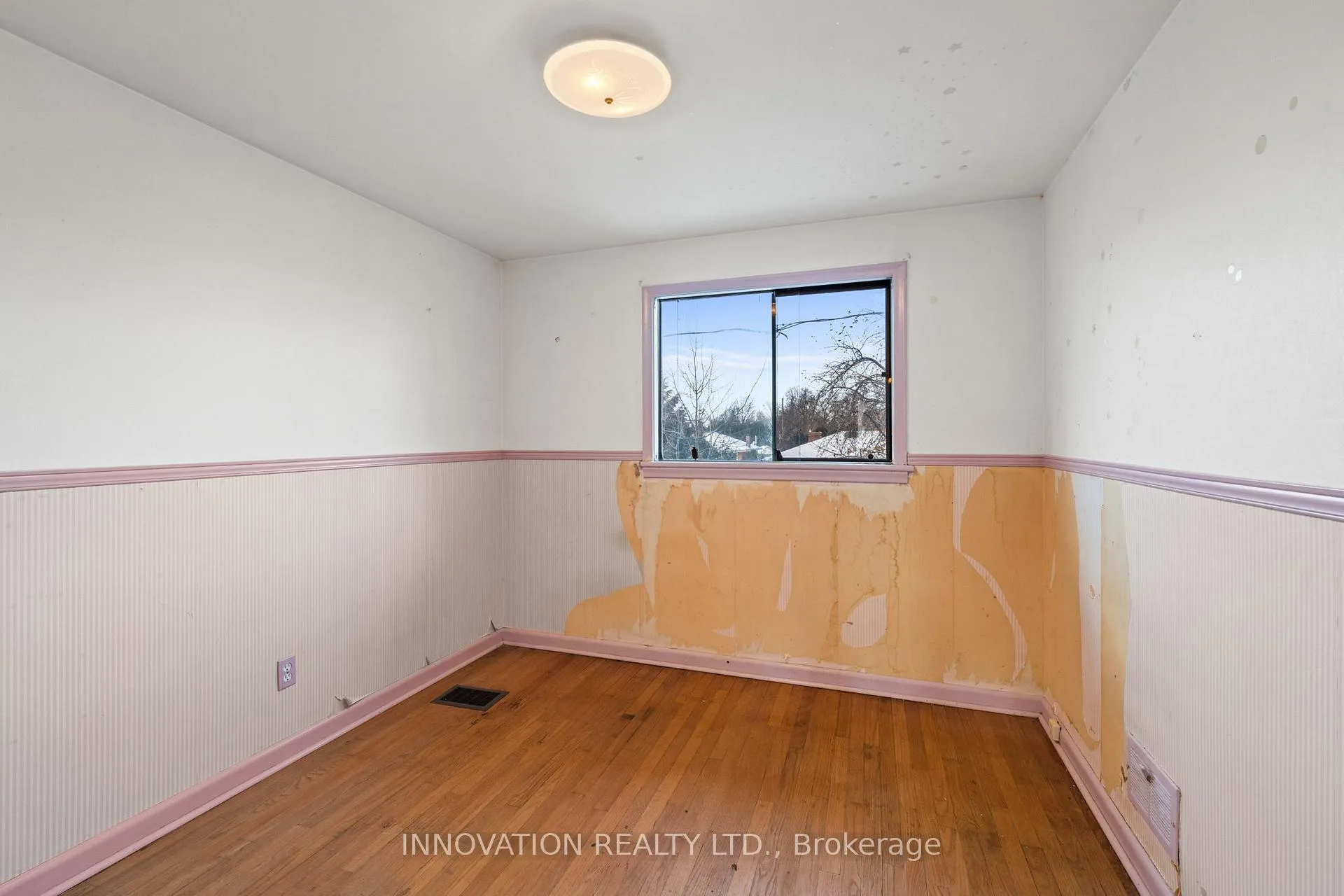 Photo 19 of 1751 Baseline Road, Ottawa, Bel Air Heights — HOMEH