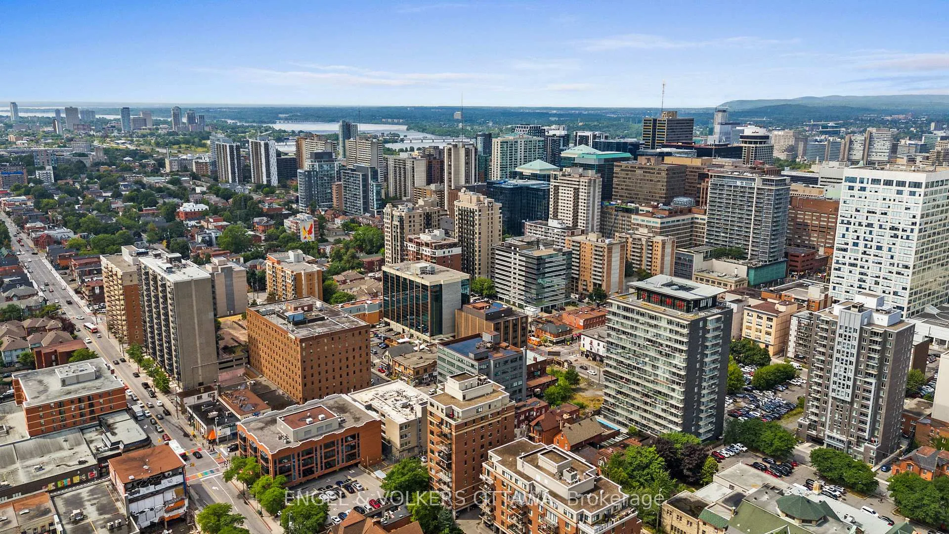 Photo 4 of Unit 703, 374 Cooper Street, Ottawa, Ottawa Centre — HOMEH