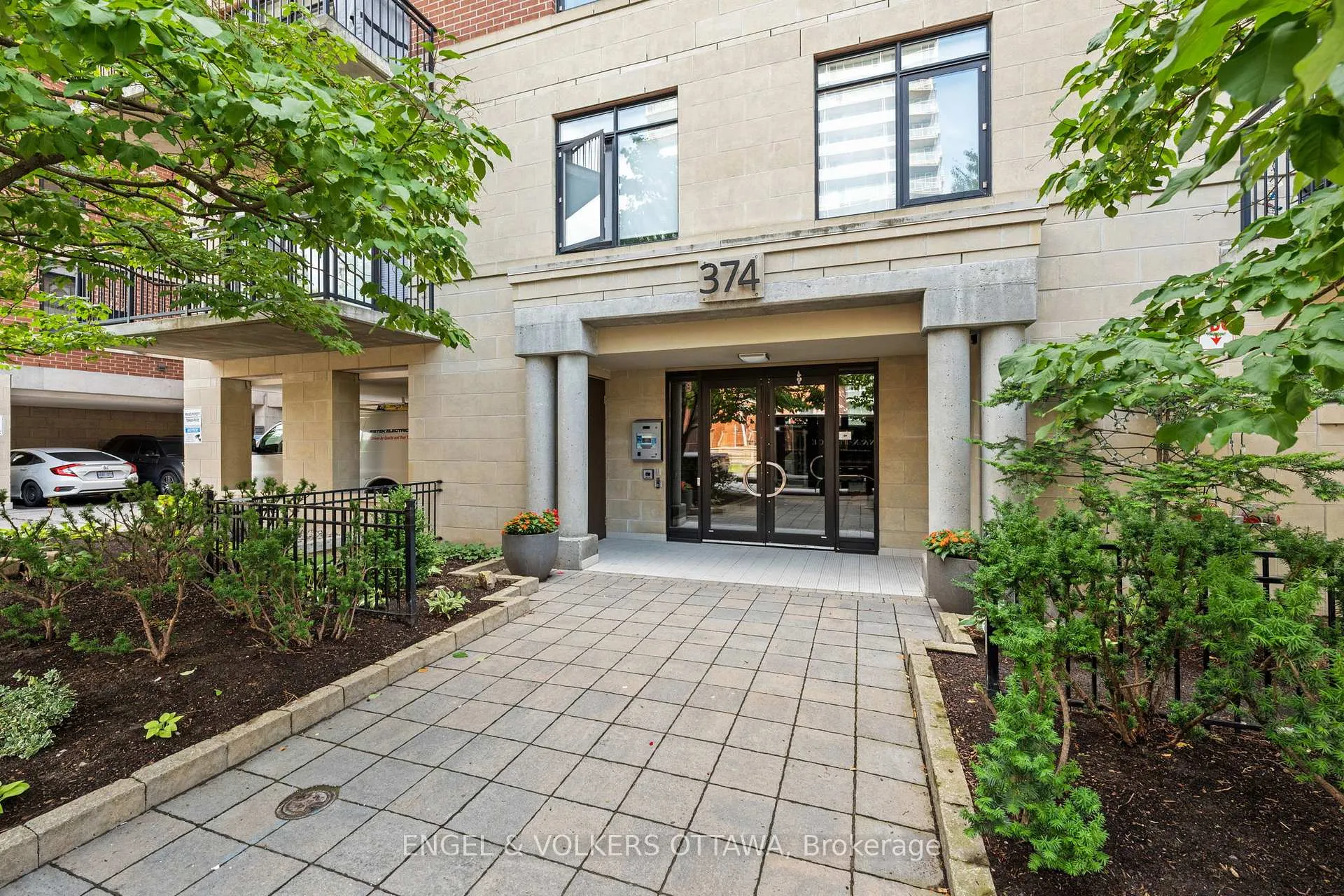 Photo 9 of Unit 703, 374 Cooper Street, Ottawa, Ottawa Centre — HOMEH
