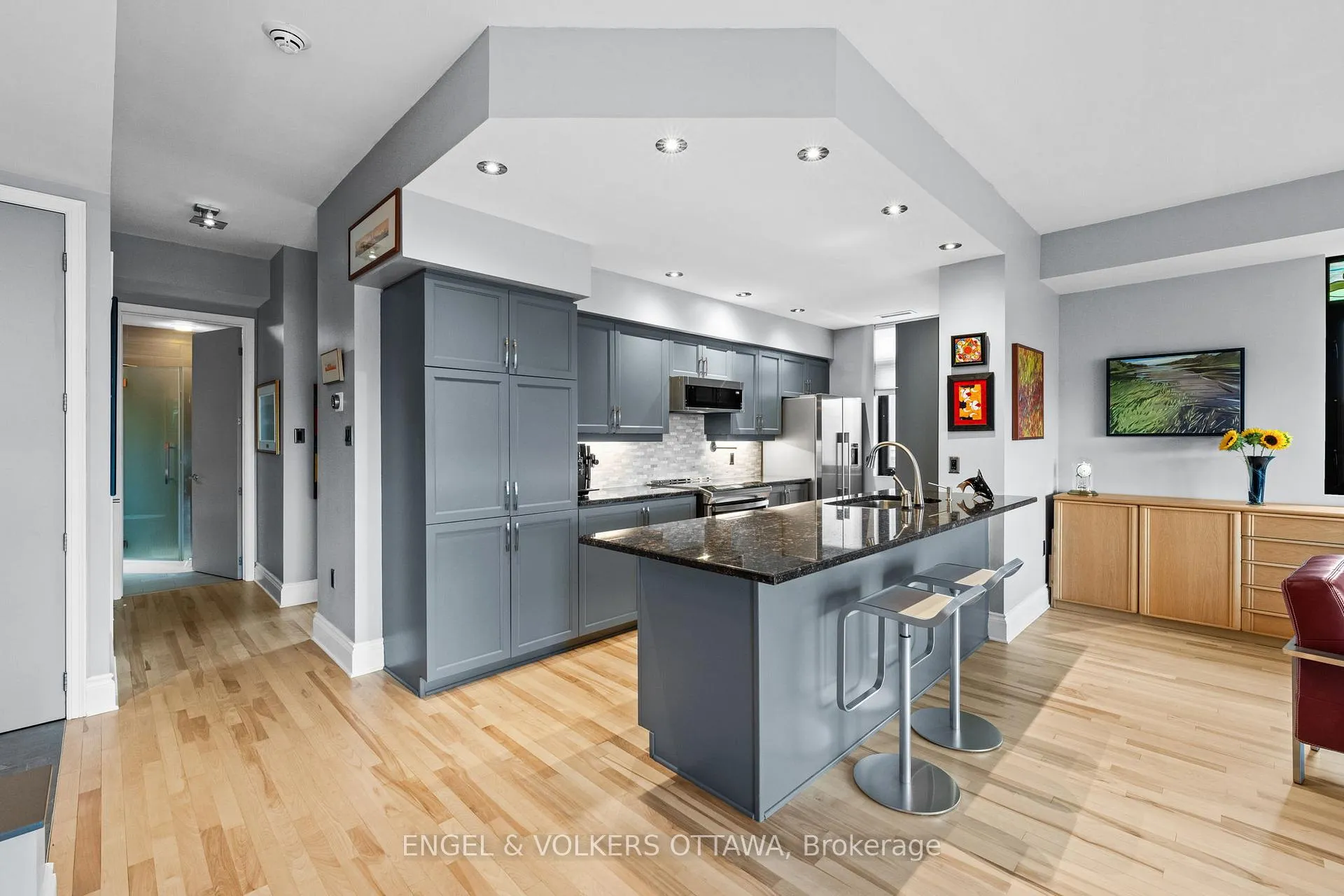 Photo 15 of Unit 703, 374 Cooper Street, Ottawa, Ottawa Centre — HOMEH