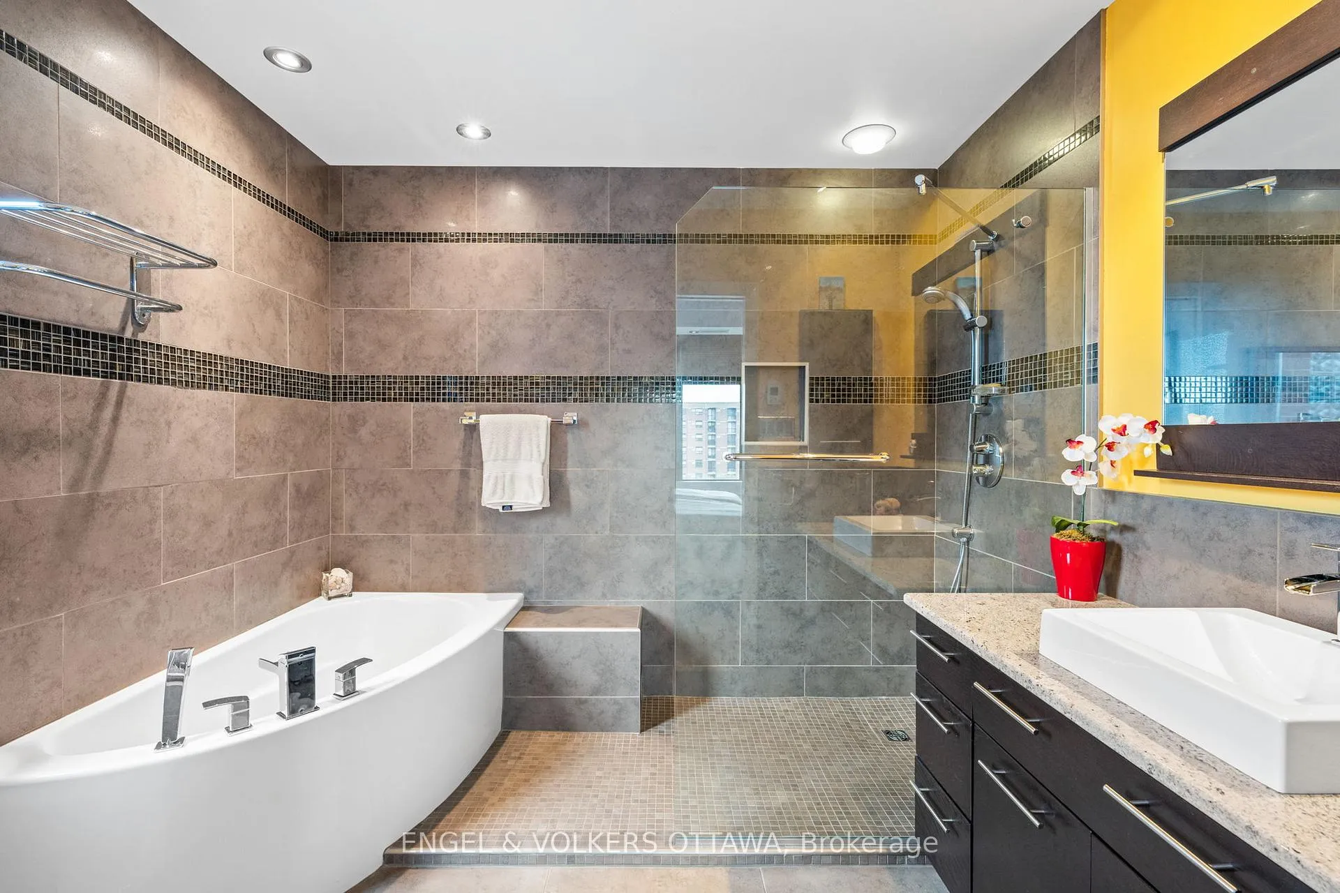 Photo 34 of Unit 703, 374 Cooper Street, Ottawa, Ottawa Centre — HOMEH
