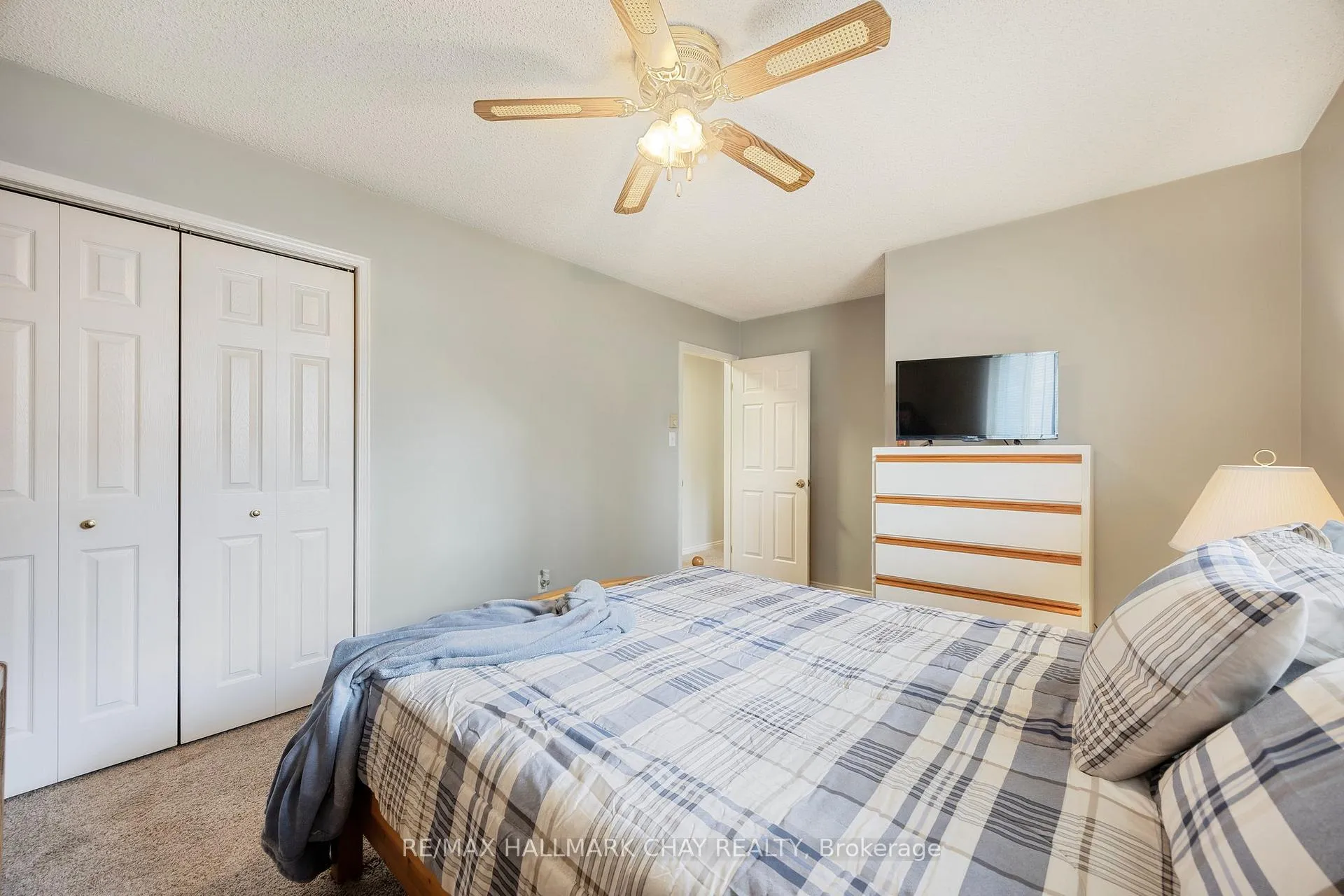 Photo 9 of 771 Roberts Road, Innisfil, Alcona — HOMEH