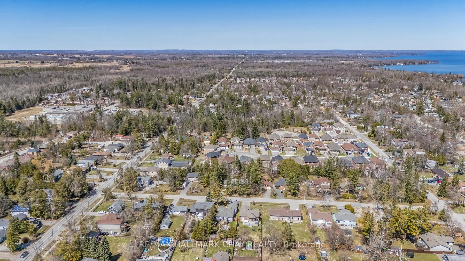 Photo 38 of 771 Roberts Road, Innisfil, Alcona — HOMEH