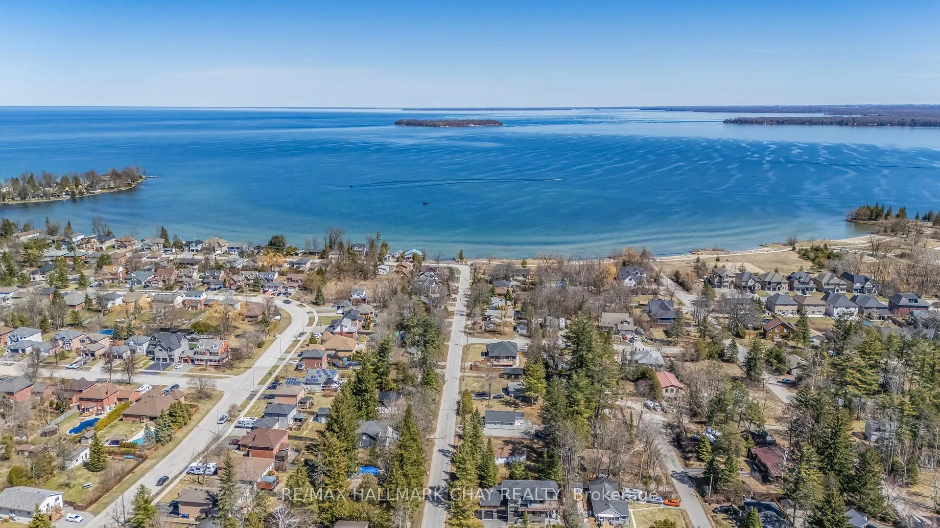 Photo 40 of 771 Roberts Road, Innisfil, Alcona — HOMEH