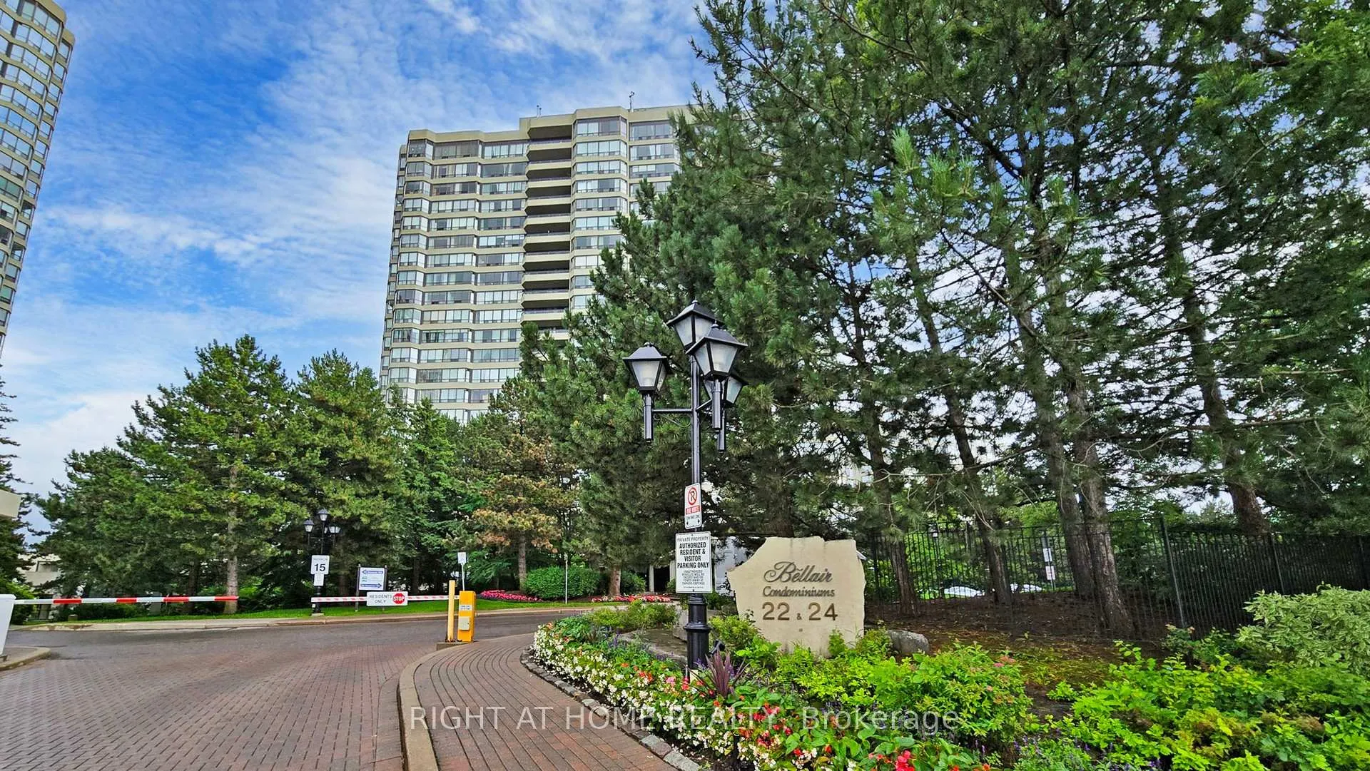 Photo 1 of Unit 2206, 22 Hanover Road, Brampton, Queen Street Corridor — HOMEH