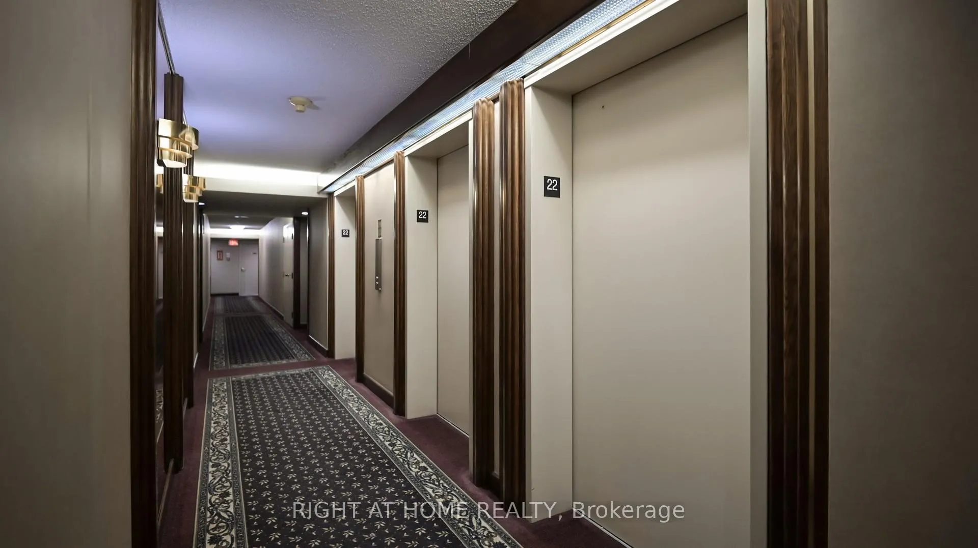 Photo 10 of Unit 2206, 22 Hanover Road, Brampton, Queen Street Corridor — HOMEH