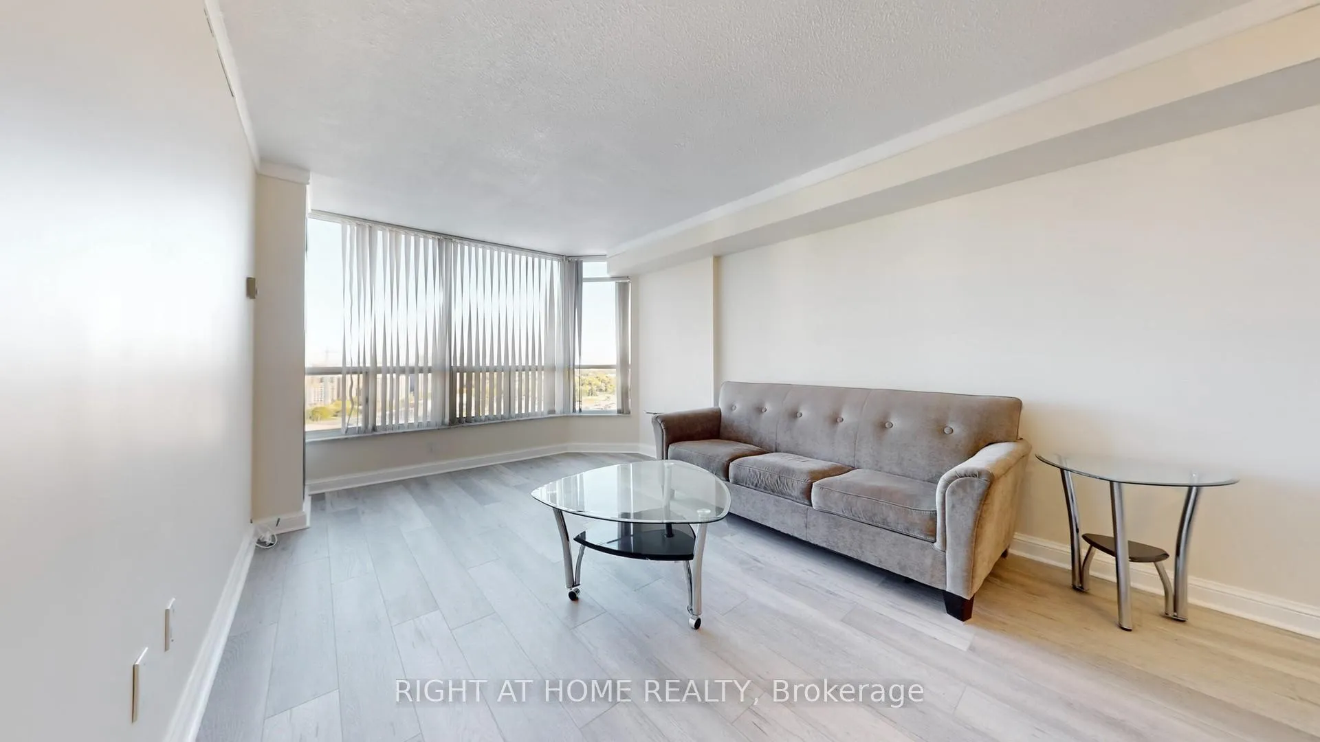 Photo 14 of Unit 2206, 22 Hanover Road, Brampton, Queen Street Corridor — HOMEH