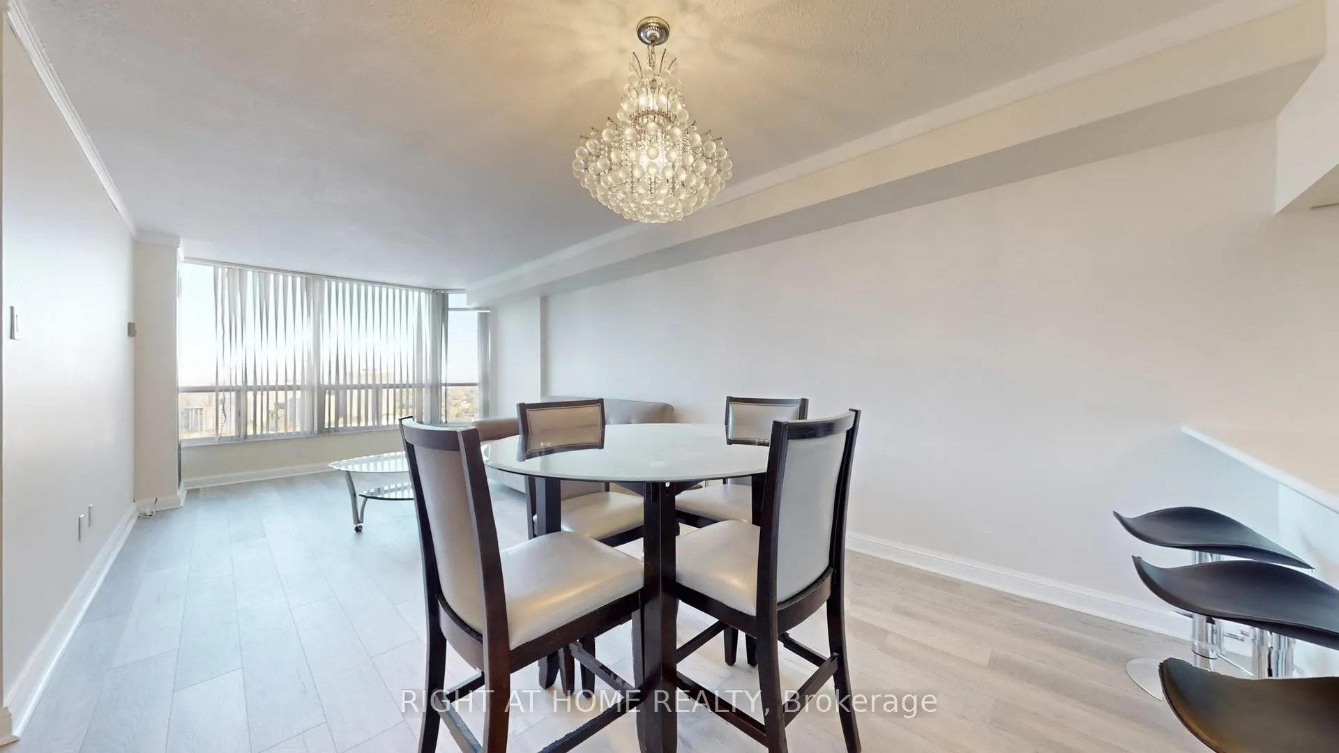 Photo 16 of Unit 2206, 22 Hanover Road, Brampton, Queen Street Corridor — HOMEH