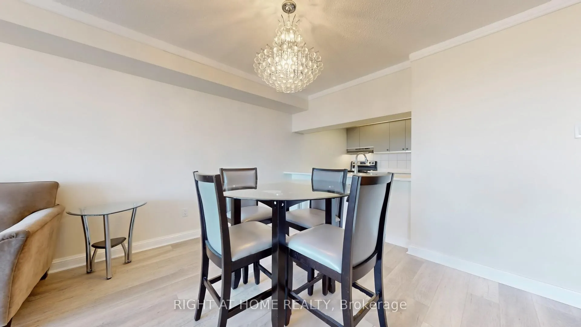 Photo 18 of Unit 2206, 22 Hanover Road, Brampton, Queen Street Corridor — HOMEH
