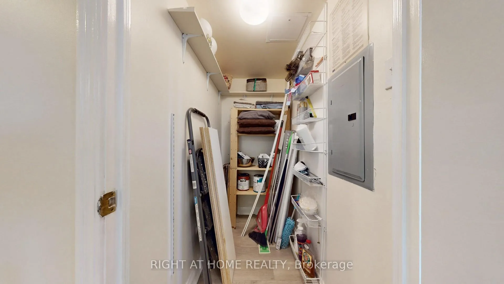 Photo 30 of Unit 2206, 22 Hanover Road, Brampton, Queen Street Corridor — HOMEH