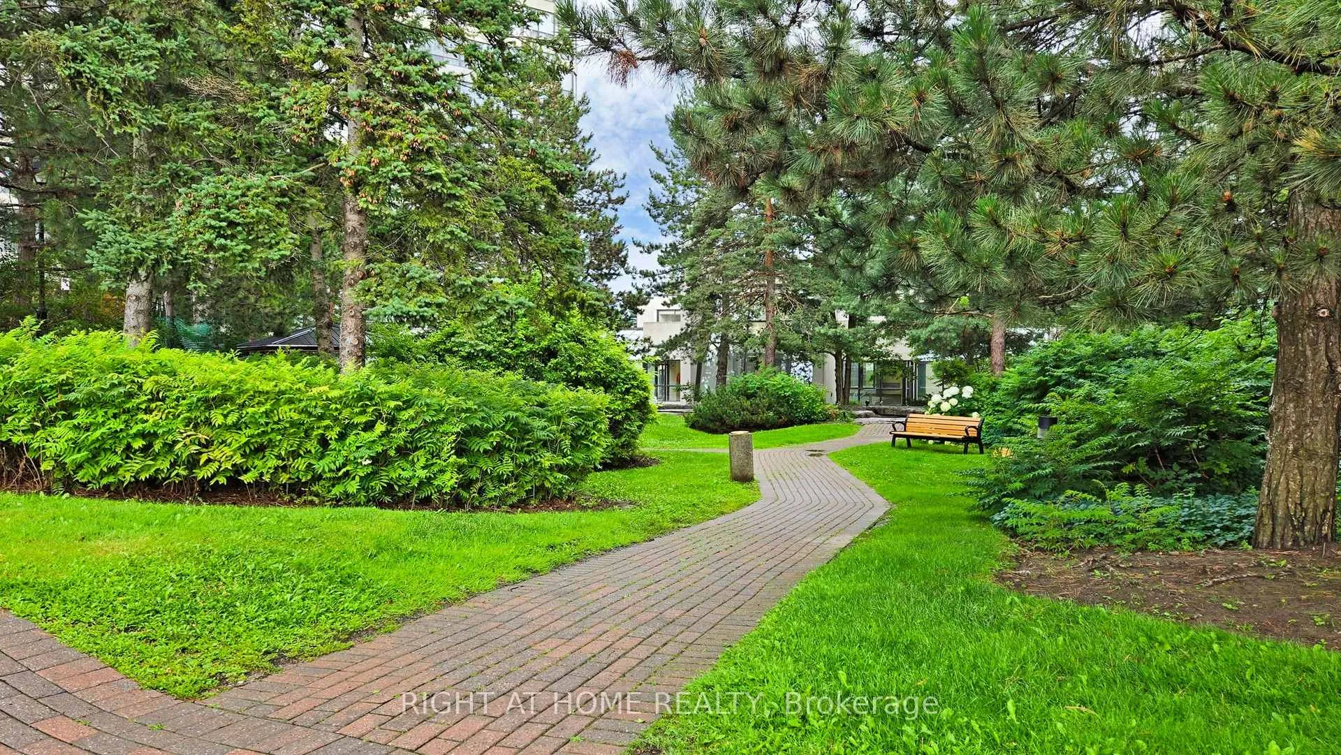 Photo 41 of Unit 2206, 22 Hanover Road, Brampton, Queen Street Corridor — HOMEH