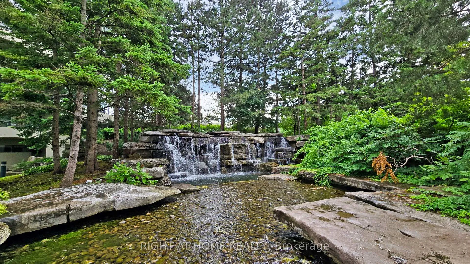 Photo 43 of Unit 2206, 22 Hanover Road, Brampton, Queen Street Corridor — HOMEH