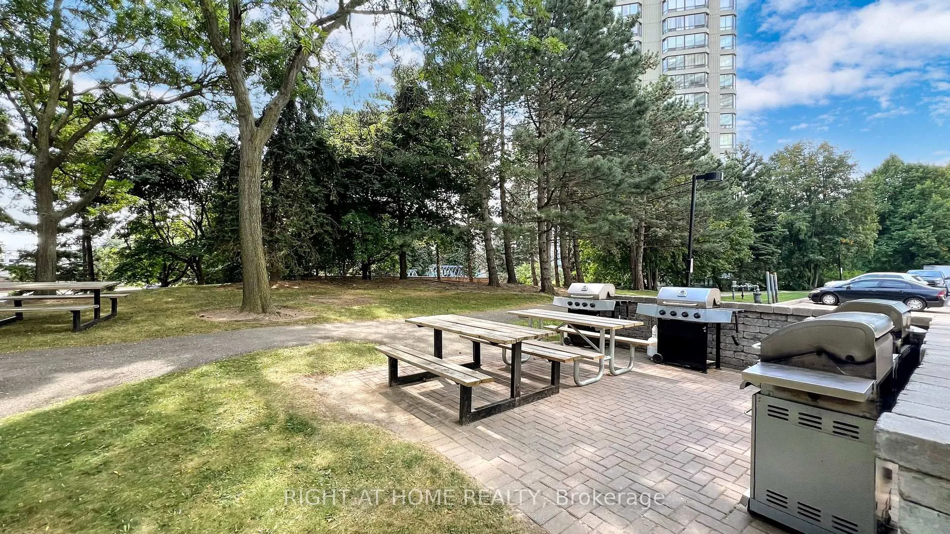 Photo 44 of Unit 2206, 22 Hanover Road, Brampton, Queen Street Corridor — HOMEH