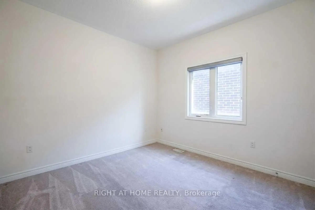 Photo 15 of 33 Auckland Drive, Whitby, Rural Whitby — HOMEH